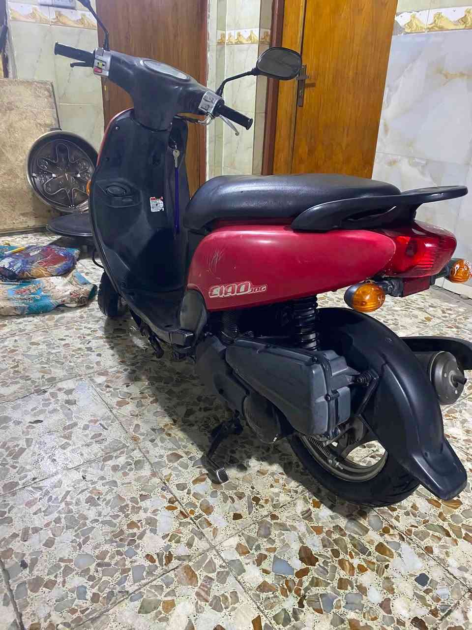سلام عليكم دراجة فله جديد مكينه مكفوله وين ما تريد افحص سعر 750 وبيه مجال بغداد الحبيبية رقمي ***********
