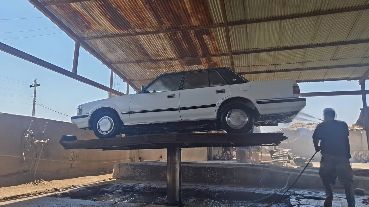 السلام عليكم سوبر للبيع موديل 85 سياره بلاديه مكفوله من الصبغ جاهزه مكينه كير حداديه تخم تاير تبريد رقم بغداد دولي مداور ثاني السعر 45 وبيها مجال بسيط مكان السياره السماوه يوم للستفسار ***********
