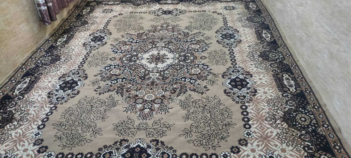 سجاد ٣×٤ • مكنسة كهربائية • صوبة كهربائية