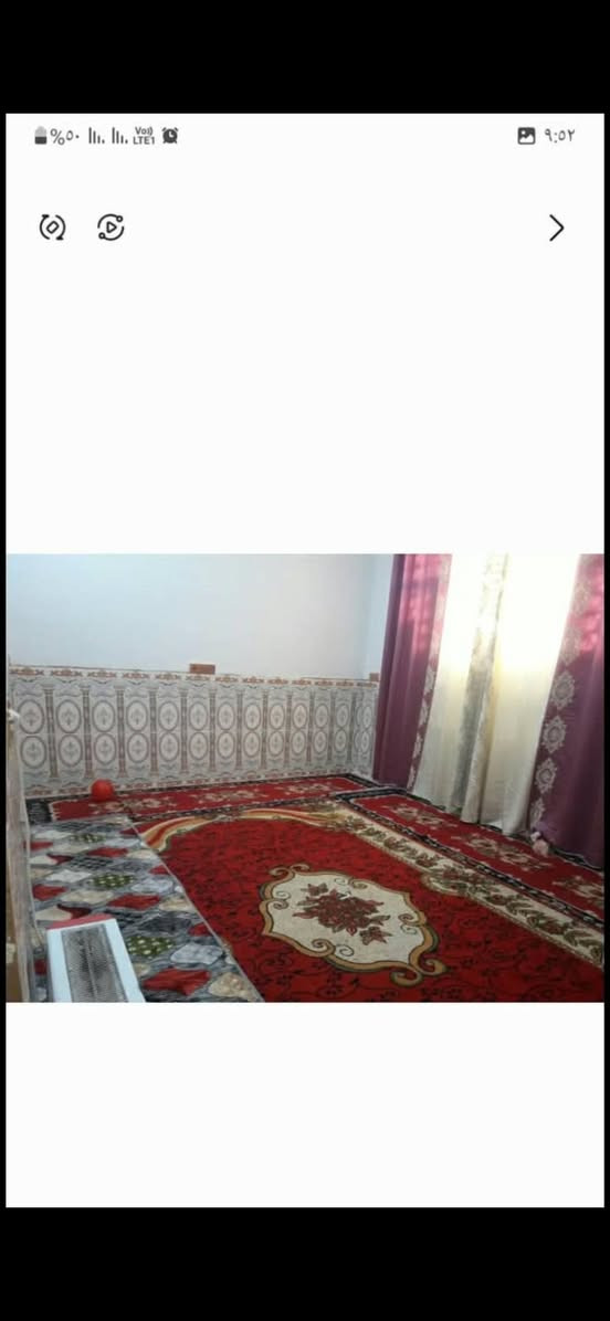 بيت للبيع في قنطرة السلام طريق الزوار بستان ارباط مئة متر مربعة قرار محكمة طابق واحد بناء ابلوك استقبال غرفة نوم مطبخ صالة صحيات داخليه و خارجيه السعر ٩٥ الاستفسار على رقم ***********
