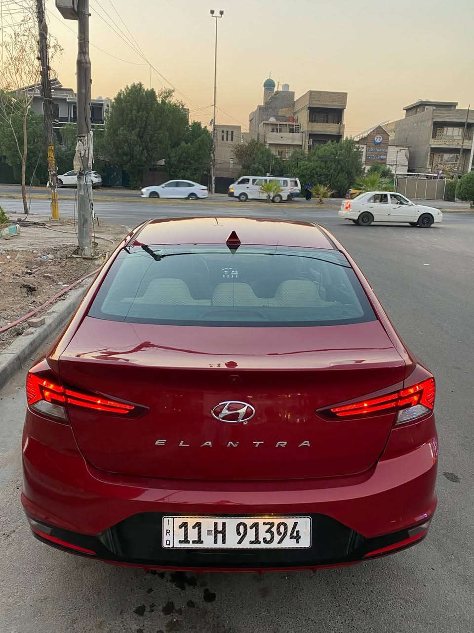 ‏النترا وارد امريكي موديل 2019 بسعر مناسب
‏رقم بغداد بأسمي شخصيا (هزة سنوية ارقام جدد) تحويل مباشر 
‏
‏مكينة 2000 دوش مكفولة كير ATM مكفول
‏
‏ماشية 90
‏
‏صدر كهربائيات تايرات مجموعة احتراق كلشي زيروو
‏
‏بانزين عادي بدون دوانز+محرك ناعم
‏
‏ادامة كاملة حتى سيرفس ممشتغل ولا كلوب بالدشبول
‏
‏تبريد تدفئة خير م الله
‏
‏لايت امامي+خلفي LED
‏
‏لايت زنون مسطرة ـــــ نهار زارع عدسة اصلي مو عادي
‏
‏دوشمة كاملة كشنات أرضية قمارة جديدة
‏
‏ثلاث انضمة قيادة (سبورت-سمارت-نورمل)
‏
‏تحكم استيرن جهتين 
‏
‏مانع انزلاق
‏
‏تحديد مسار
‏
‏رادار 360 درجة
‏
‏تحسس خلفي+كامرة دوارة 
‏
‏نقاط عمياء
‏
‏نقطة توقف
‏
‏شاشة ابل كار بلي
‏
‏شاشة اعطال
‏
‏حادث بسيط جاملغ مصبوغ وبنيد مبدل 
‏صور الحادث+السونار موجودات
‏
‏السيارة نظيفة داخل لكك و خارج بعد أحلا م الصور بدون اي شوائب بدون رصعات بدون خدوش بدون جراد كاملة مكملة بدون اي نقص 
‏
‏السعر / 115$ مع مجال بسيط حك الجية
‏
‏العنوان / بغداد المنصور - علي الصالح
‏
‏رقم الهاتف / ***********
