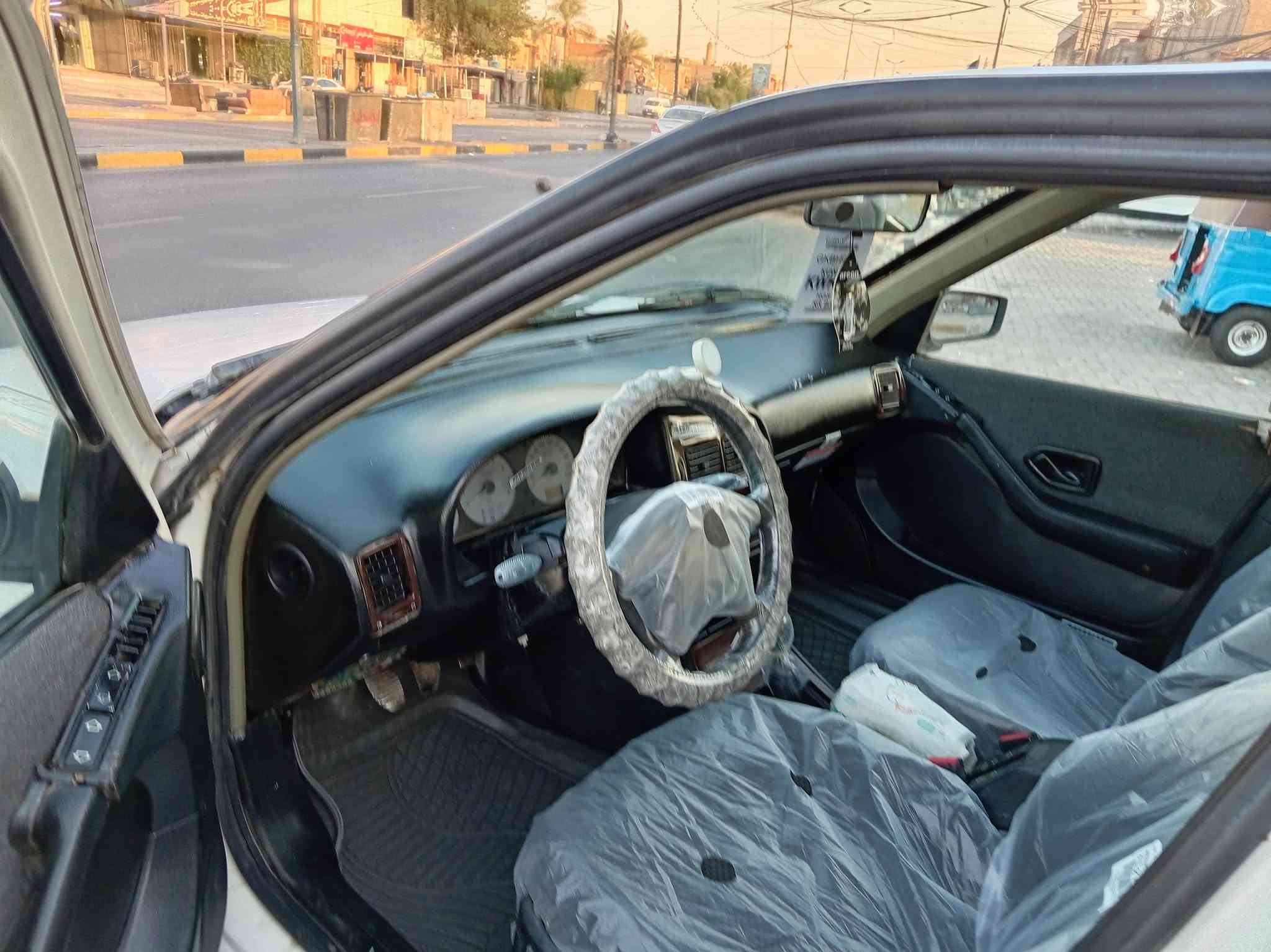 بيجو بارص ٢٠١١  مكينه وكير نظيفات تبريد شغال  تخم تاير جديد صدر امامي خلفي جديد باتري جديد كهربائيات كلها شغاله لايت زنون اصلي سياره كامله مابيها نقص السياره بيها مكانات صبغ اعتبرها حزام سنويه مشروع وطني لل٢٠٢٧ شررط التحويل  السعر ٣٦ العنوان بغداد  البياع  ***********
