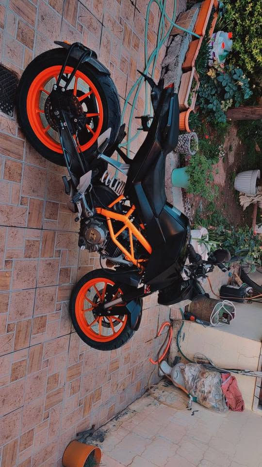 Ktm 2015
Engine air coolant 250 cc 
..........1200$.......
کی تی ام 
٢٥٠ دوک 
مکینه جاف 
٥ گێر 
.....١٢ وەرەق ... و مجال 
*********** أربيل, العراق
