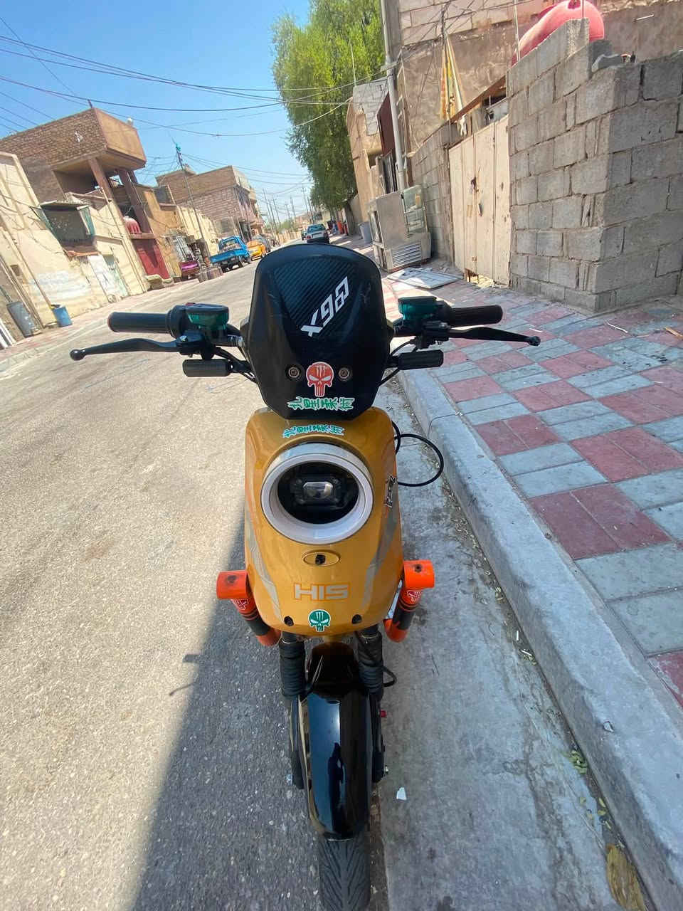 السلام عليكم للبيع شحن X900موديل 26
كهربايات شغاله 

..هورن 'لايت عالي+ناصي'' سطاب خلفي

..اشاير + رباعي — مثبت سرعه —تايرات جوبلس

..تشغيل عن بعد + سويج

بريكات هايدروليك دسك خلفي+ امامي

ستان صفح + ستان نص

خمس بطاريات يخبلن 

مكاني كربلاء ملحق قرب مستشفى الحسيني سعره 300

***********

..
