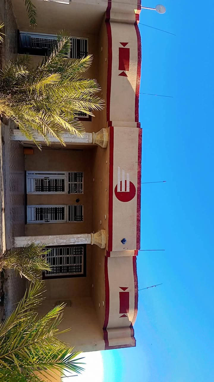 سلام عليكم كاع للبيع هيا اوبيتهاالمساحه ٦٠دونم المكان واسط الكوت الاستفسار على الرقم ***********. ***********
