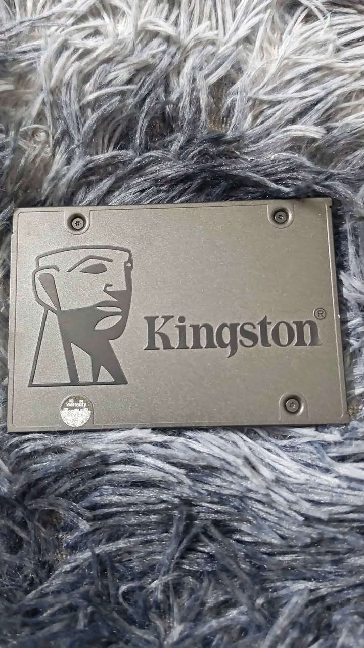 شلعه هاردات 240  + 250 گيكا + hdd 500
SSD اصلي اورجنال بشرط فحص كويسينجاك, أربيل
