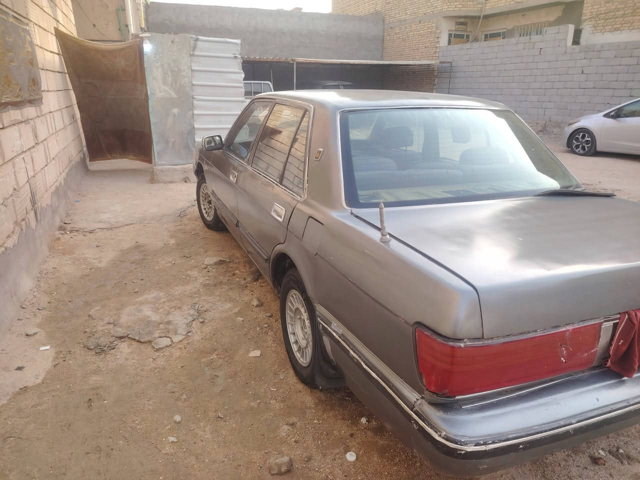 سيدان • ١٩٩٤ • مكينه ٢٥٠٠