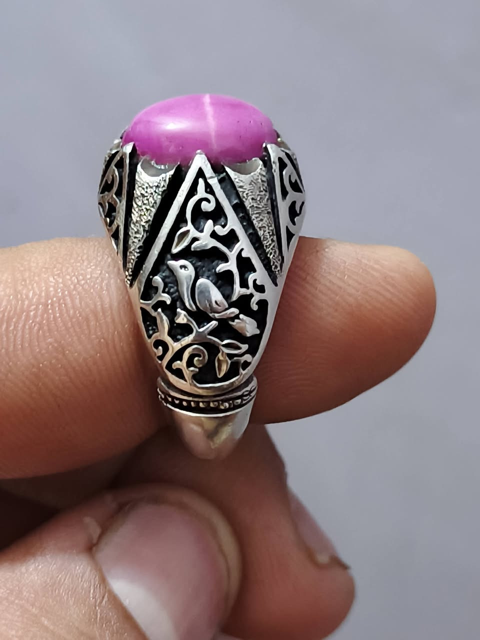 للبيع ياقوت نجمي روبي ستار سعر
خاص ***********
