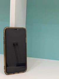 تليفون . IPhone 11  تليفون مال بيت  نضافه100% بطاريه.98 شاشه مبدله+بطا...
