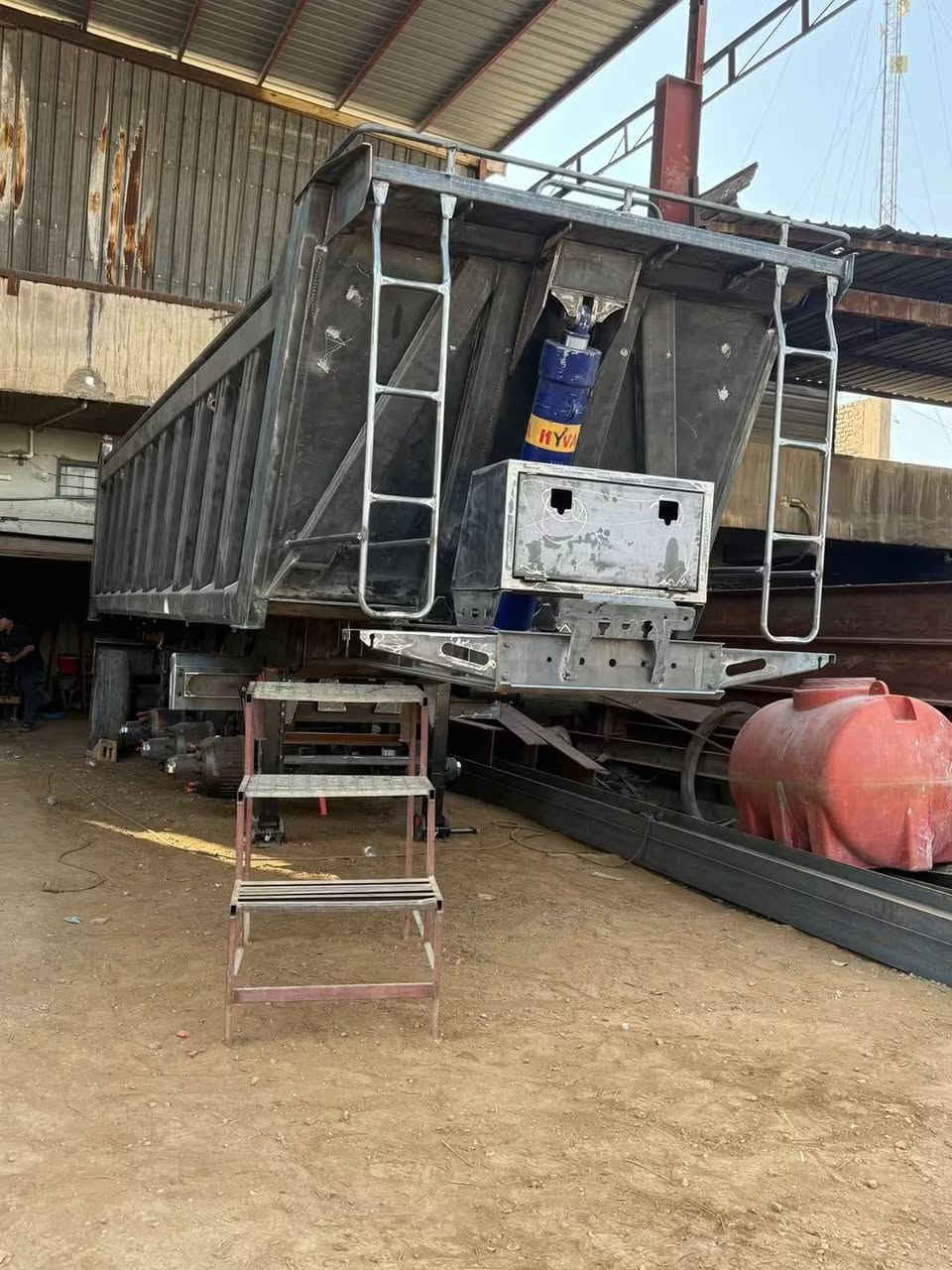 سلام وعليكم عند ماك نيسان البيع زيرو شغل فول جاهزه حدادة
 الحاج عبعوب الباوي رقم***********
