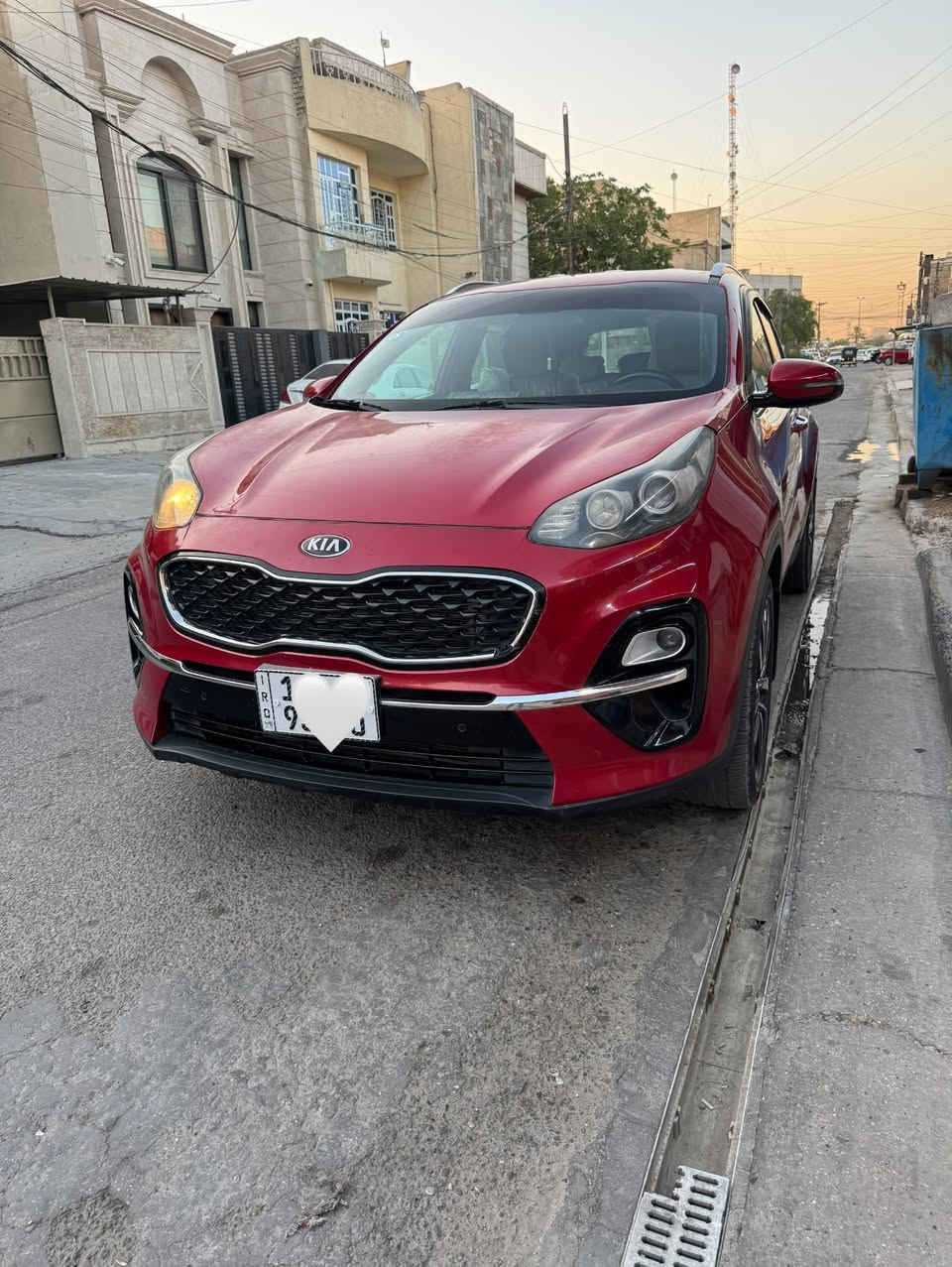 السلام عليكم
كيا سبورتج 
خليجي 
موديل 2020
مري شفط
لد نهاري ليلي
قطعتين تبريد 
شاشة car play
مانع انزلاق
صار بيها شوية صبغ اثر جراد
شوية بلبنيد وشوية بلجاملغ عكس السايق 
محرك 2000دوش المرغوب
مكاني بغداد حي الاعلام 
سعرها 170 وبيها مجال للشراي 

للاتصال : ‭***********‬
***********
