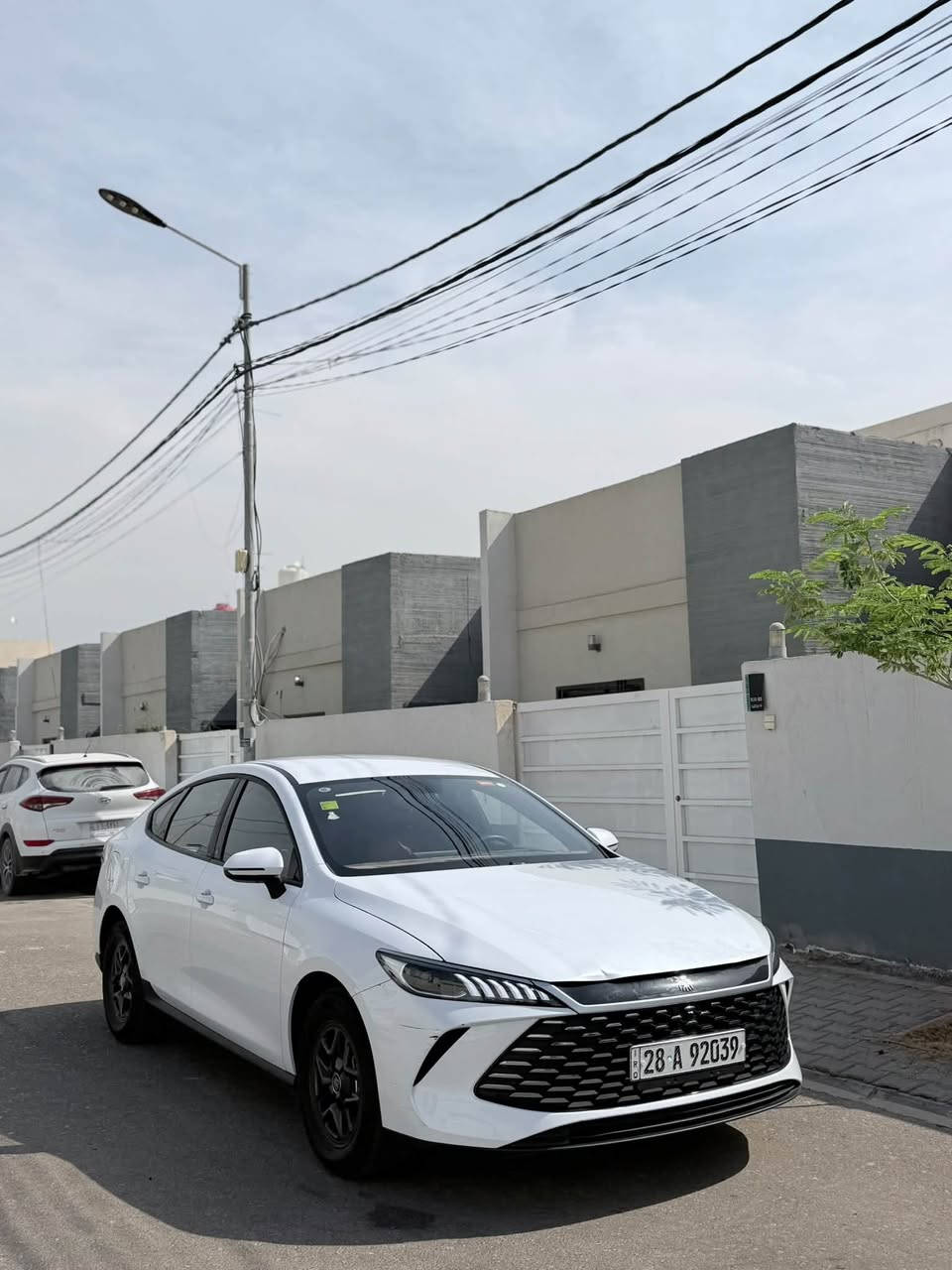 سلام عليكم
للبيع BYD QIN PLAS موديل 2025 ماشيه 12 الف الكلي
رقم نجف تحويل مباشر بيها رصعتين زغار ماملعوب بيهن
السعر 19 مليون و300 وبيها مجال بسيط 
الاستفسار // *********** // ***********
