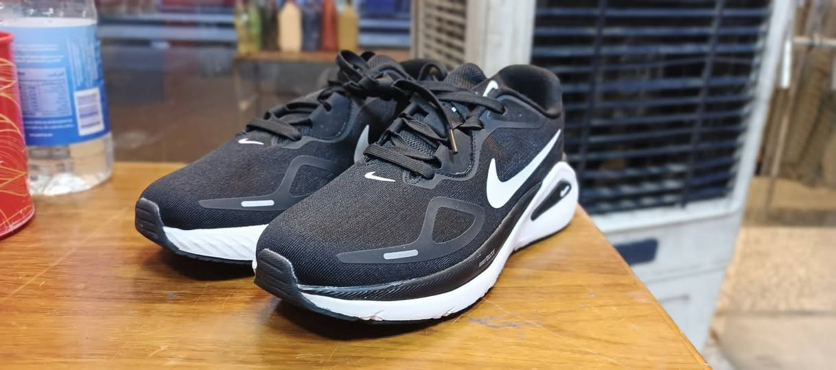 وجبة جديدة وصلت... باله أصلية ونظافة فول! 👟🔥
لكل من يدور على الكشخة والراحة، وصلت بضاعة جديدة محولة ومفحوصة بالقطع:
​الماركات: أصلية 100% (Nike, Adidas, Puma, Skechers...)
​النظافة: أخو الجديد، طالعة من الكارتون رأسًا.
​الراحة: خفة بالمشي وطبية مناسبة للدوام والرياضة والفرّات الطويلة.
​المقاسات: متوفرة بمختلف الأحجام (الكمية محدودة جداً لكل موديل).
​📍 العنوان: بغداد الجديدة - منطقة الغدير - قرب جامع خديجة 🕌
📞 للحجز والاستفسار: اتصل أو أرسل رسالة واتساب على ***********
🚗 التوصيل: متوفر لكافة مناطق بغداد وباقي المحافظات!
​سارع بالحجز قبل لا تخلص المقاسات! ✨
