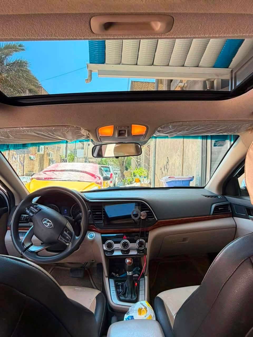 سلام عليكم النترا موديل 2019 للبيع السعر 165مكلف بلنشر الاتصال على صاحب السياره وهذا رقمه ***********
