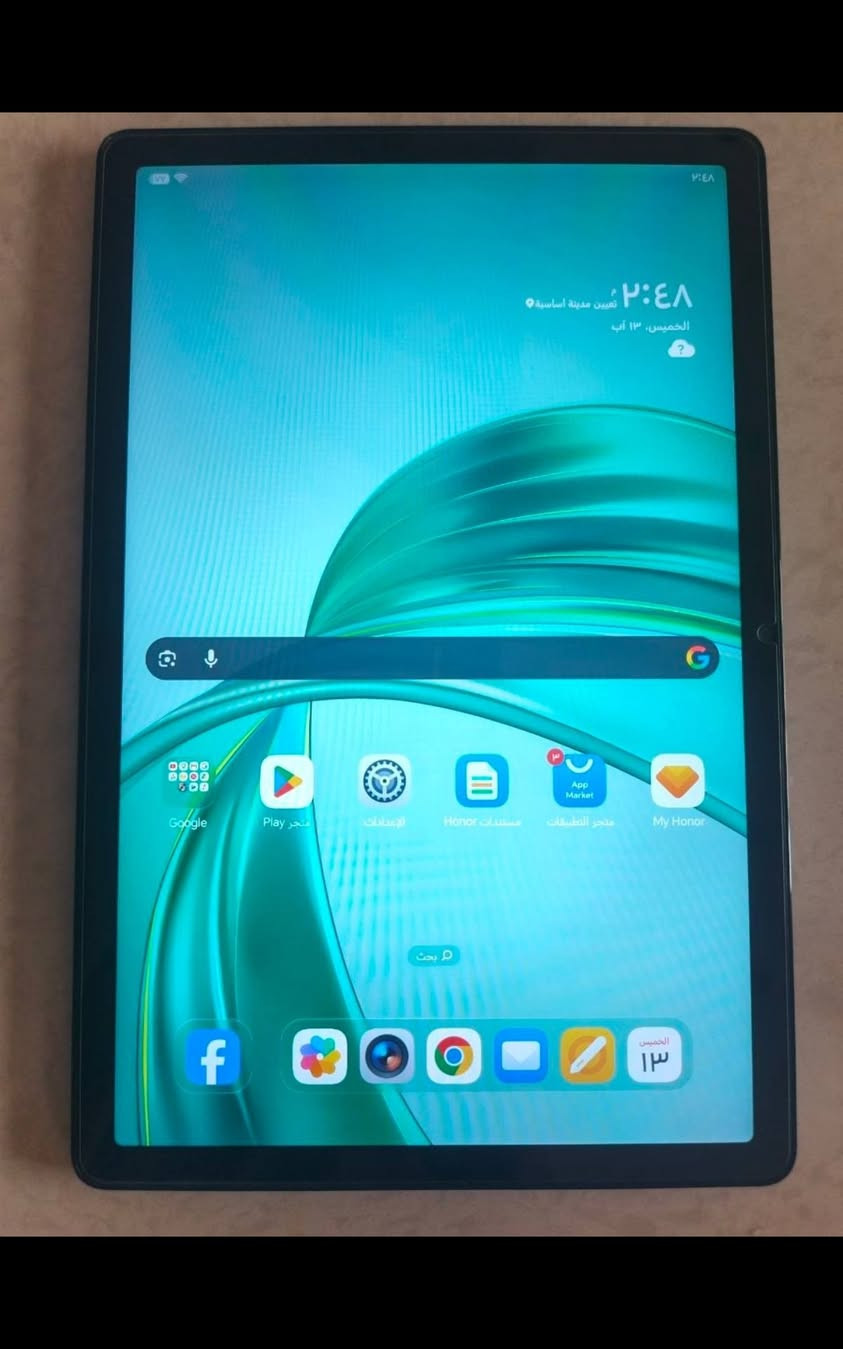 السلام عليكم
للبيع: تابلت Honor Pad X8a مستعمل بحالة ممتازة جداً ✨
جهاز ممتاز جداً للدراسة، العمل، ومتابعة الأفلام والألعاب!
المواصفات
الشاشة: كبيرة بحجم 11 بوصة بدقة FHD+ وتردد 90Hz (ألوان ممتازة وحركة سلسة للغاية).
الصوت: 4 سماعات ستيريو صوتها قوي ونقي جداً.
البطارية: ضخمة 8300 ملي أمبير تدوم معك يوم كامل من الاستخدام المتواصل بدون قلق.
المعالج: Snapdragon 680 (سريع وأداؤه ممتاز وموفر للطاقة).
النظام: يدعم جميع خدمات نظام جوجل بالكامل (Google Play).
المساحة والرام: : 64 أم 128] جيجابايت + 4 جيجا رام.
حالة الجهاز :  أخو الجديد / نظيف جداً خالي من الخدوش والعيوب /
***********
 💸السعر خاص💸
