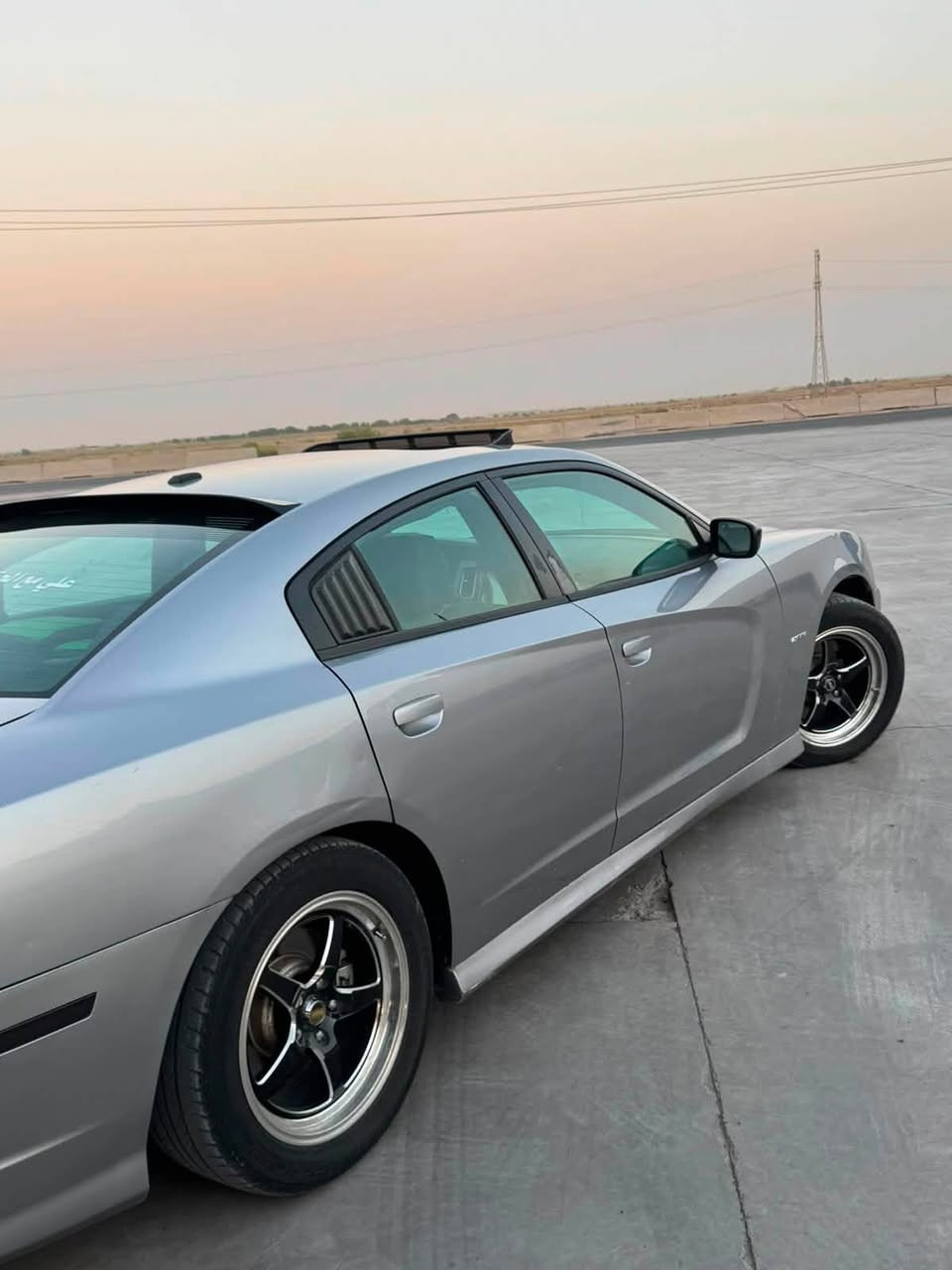DODGE CHARGER R/T 2014
� دودج جارجر R/T موديل 2014 (أصل)

🔹 محرك 8 سلندر 5.7 

🔹 فل المواصفات

✅ البجم سليم

✅ الإيربكات سليمة ومكفولة

✅ فقط بارد بيهة شي بسيط 

✅ المكينة + الكير + التبريد كفالة بشرط الفحص

✅ السيارة باسمي، والتحويل بأي وقت يعجبك

✅ استخدام شخصي، غير مشتغلة خط

✅ تخم ويلد أصلية قياس 18 جديدة

✅منظومة زنون + عين الشيطان 

✅شاشة لمس 

✅ فتحة سقف

✅تبريد منطومة كاملة شرط ثلج ❄️

✅كزوز صوت مرعب 💥

✅غرفة نظيفة +كشنات جديدة 

💯 السيارة نظيفة بلادية، ولا تُقارن بالسيارة الماكلة بجم.

💰 السعر: 160 $

📌 بيها مجال بسيط للجاد

📍 الموقع: الديوانية 

📞 ***********
