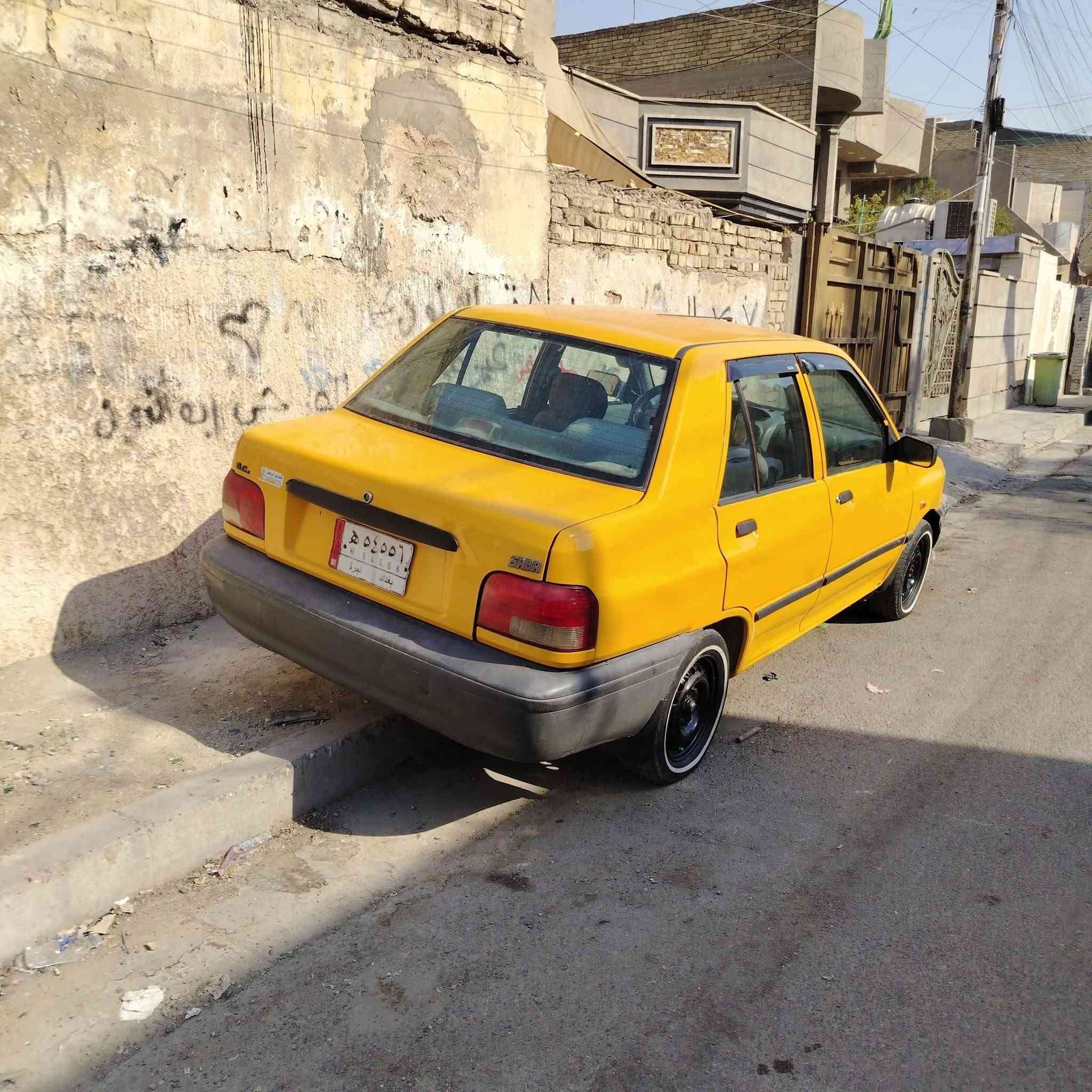 السلام عليكم سايبه موديل 18 للبيع مكينه كير خير من الله السياره معمره تعمير جديد صدر وره و كدام جديد السعر ٤٠ و بيهه مجال المكان بغداد حي النصر *********** اي استفسار انتصل عله الرقم
