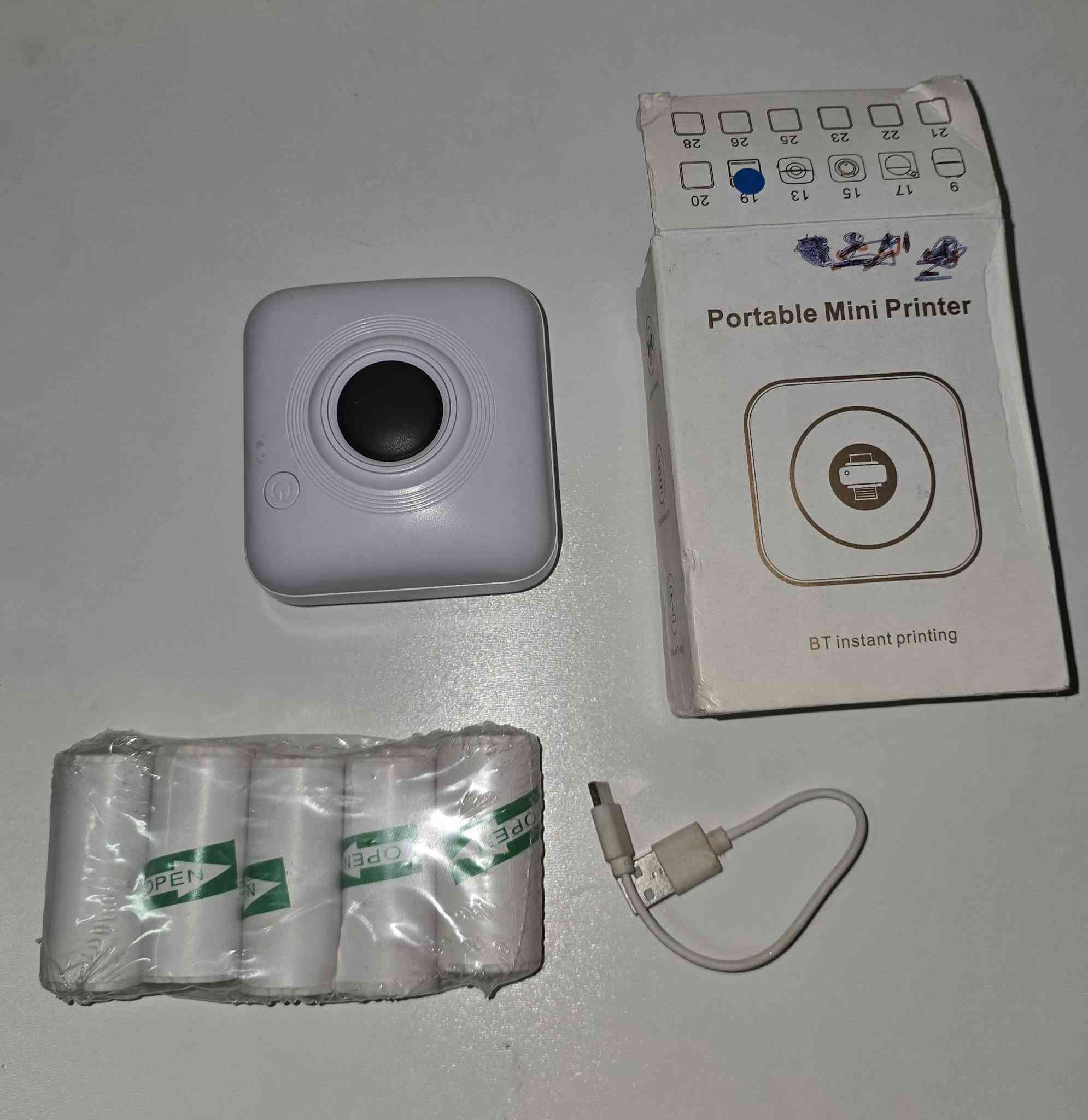 طابعه استيكرات مع اوراقها 
بضاعه اوربيه  سعر 6 
عنواني فاو
***********
