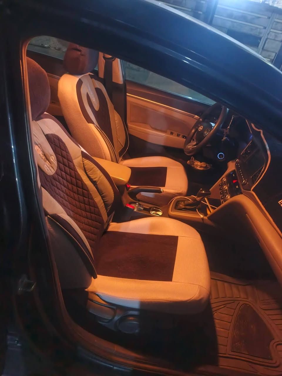 السلام عليكم النترا موديل  ٢٠٢٠
رقم أربيل نكلينزي شرط تحويل 
سياره وارد أمريكي بيها قطعتين بدون دواخل 
محرك وكير مكفولات كير أي تي سياره جاهزه ما نقصها شي  مواصفات رادار خلفي أمامي
، نقطه عمياء تبريد بينو 
فول تحكم توقف ذاتي  
السعر ١١٧ بيها مجال بصيط 
رقم تلفون ‏‪***********‬‏
مكان سياره بغداد الدوره

