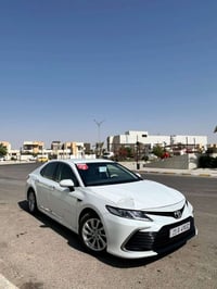 كامري LE • زيرو شركة • ٣٩٠٠٠ كم