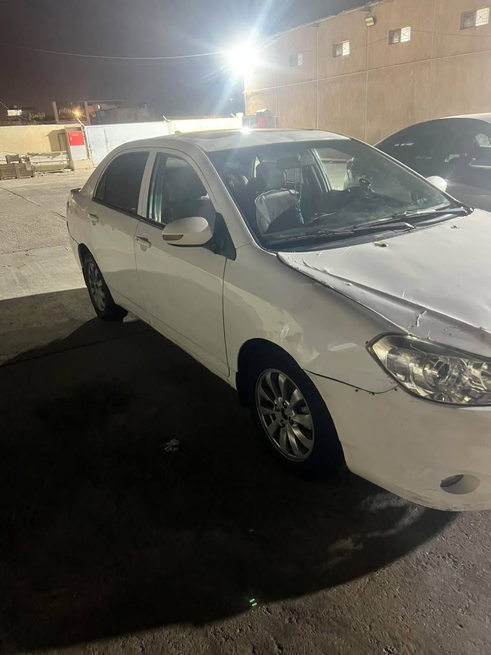 سياره بي واي دي رقم بغداد محرك كورله سياره جاهزه من كل شي شرط التحويل باسمي مكان السياره البصره الحيانيه السعر ٥٠وبيها مجال 
***********
