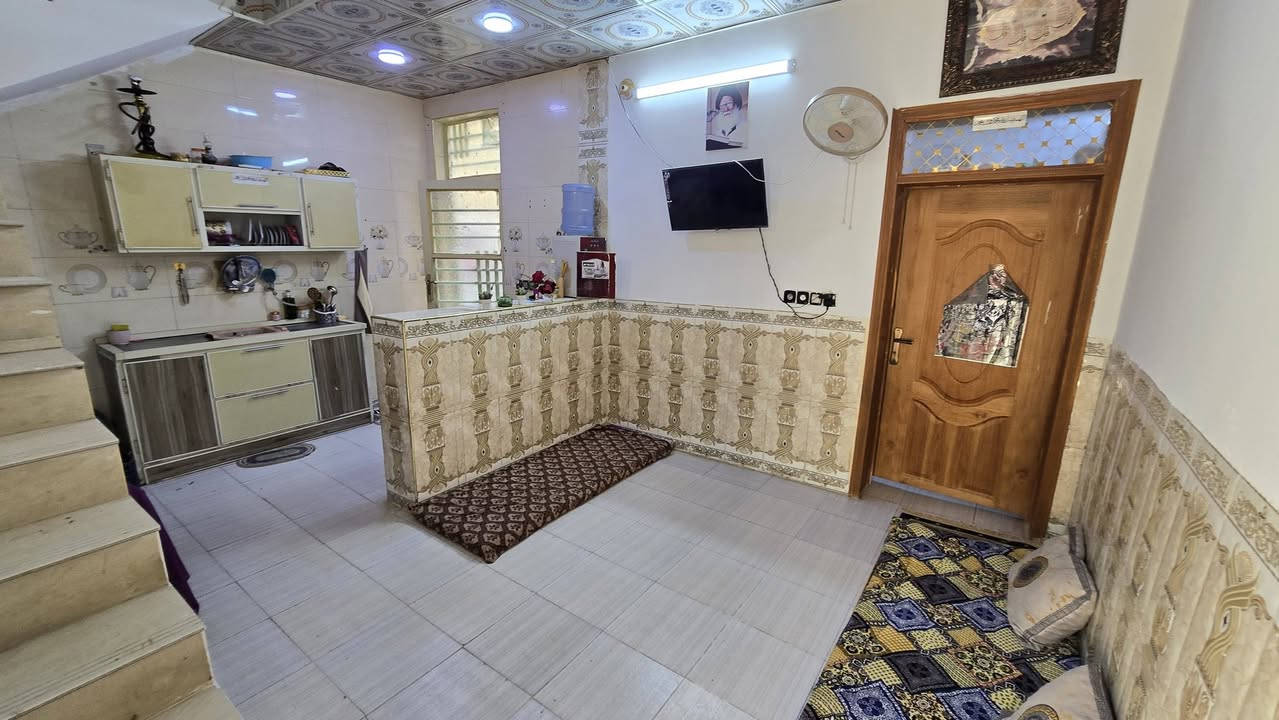 #السلام عليكم
#بيت 50متر بلخط الأول قريب ع الشارع  #مقابل     ملحق_قرية_لغدير_عمود327
***********  
#بيت_طابو_زراعي_سند25
#سعر_25مليون_وبي_مجال
