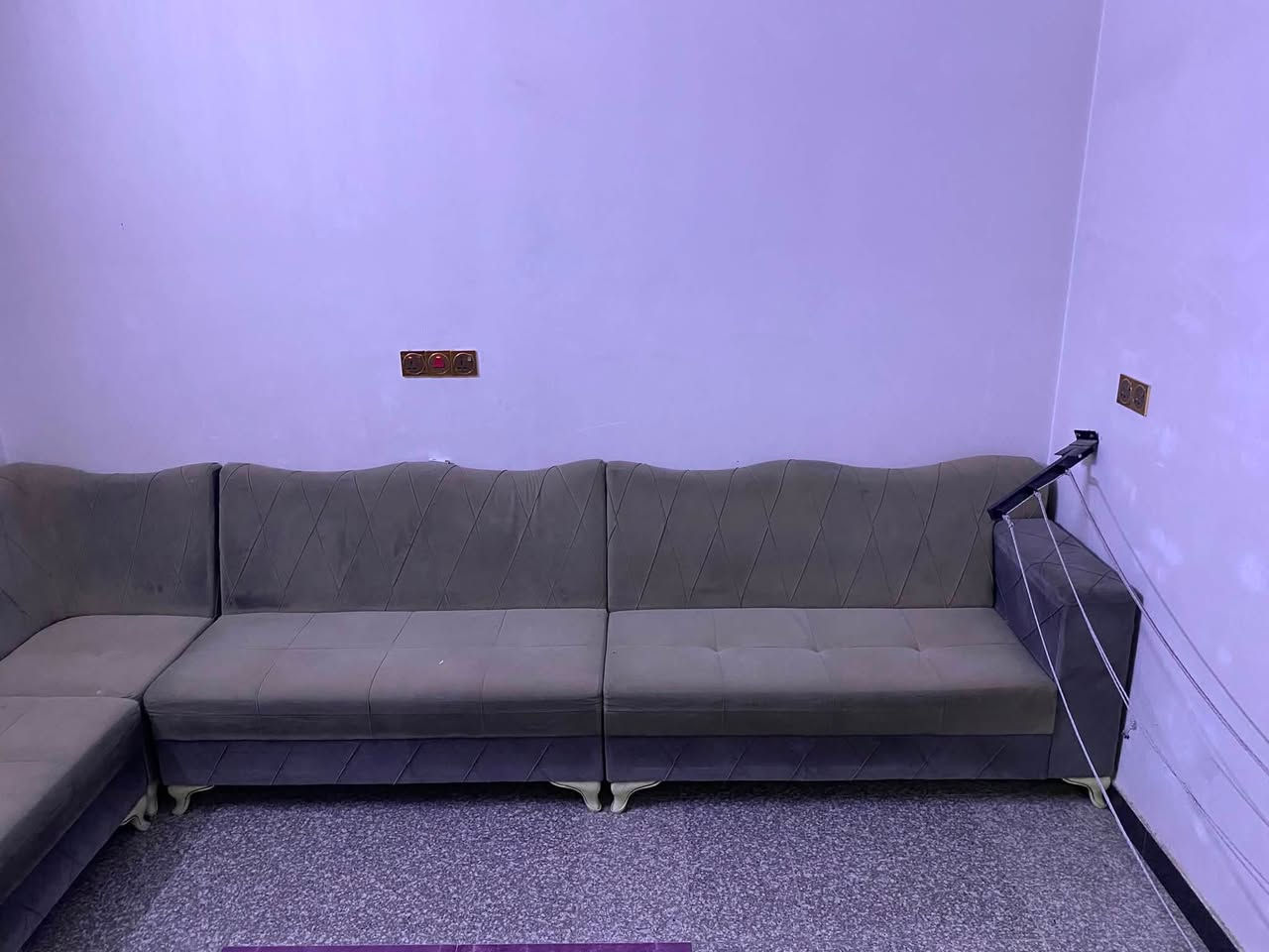 تخم عدد ثنين للبيع بغداد للستفسار ***********
