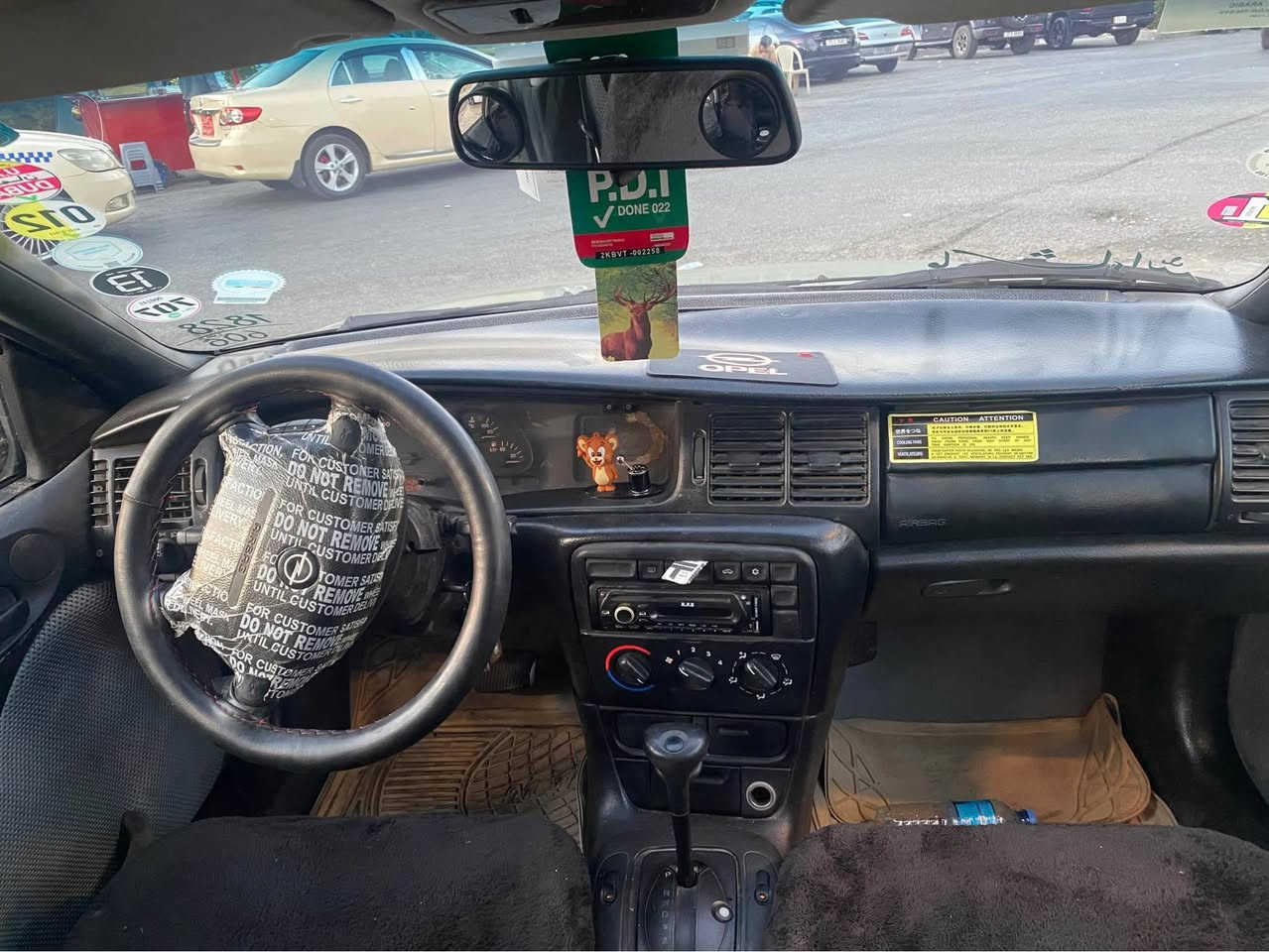سەرەتا بە ناوی خوای گەورە و میهرەبان 
ئۆپڵ ڤیکترا(گوێ بەرخ) مۆدێل ١٩٩٧ ڕەقەم سلێمانی ڕەقەم و سەنەوی تا ٢٠٢٧ تازەیە بە شەرتی تەحویل و غرامە مەکینە ١٨ ی کەپس گێڕ ئۆتۆماتیک گێڕ و مەکینەی بەشەرتی ١٠٠ فیتەر کامل کارەبای مەزبوت و بەشەرت ٢ جام کارەبا قفڵ مەرکەزی ٤ تایە و ویلی لۆکی بۆ بەسراوە تازە سێرڤز کراوە کامل هەموو گیانی بەشەرت بەنزین زۆر زۆر کەم دەخوات بێ مەسرەفە ٢٥٠ مەسرەفی نیە هەیکەلی زۆر جوان ماوەتەوە ٤ بەرگە درگای لۆکە داشبوڵ و ناوەکەی زۆر جوانە بەس ماشەڵای ئەوێت زۆر جایز و ڕێک و پێکە وەرەقەی بەنزینی کەرکوکی لەگەڵە سعرەکەشی ٣٤ وەرەقە قفڵ قفڵ بێ معامەلە ناونیشان سلێمانی 
ڕەقەم تەلەفون و واتسئاپ و ڤایبەر
0️⃣7️⃣7️⃣2️⃣2️⃣4️⃣2️⃣5️⃣2️⃣6️⃣2️⃣
*********** السليمانية, العراق
