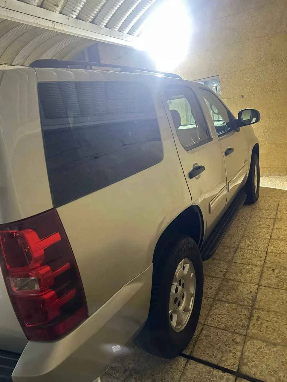 تاهو ال lt محرك 5300
سياره جديده بمعنى الكلمه استخدام شخصي موديل ٢٠١٣ بسمي بيها صبغ مدكر وبنيد جماليه فقط  نضيفه كلش 
 البصره الزبير. *********** البصرة, العراق
