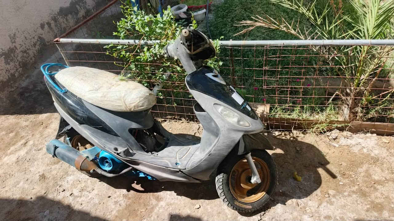 دراجه ماكس للبيع دراجه مابيها شي تمشي معدل وناعمه ومفتوحه مره وحده بس وشرط تفحص
كهربائيات كلها شغاله 
نكره سلف تشتغل 
السعر تواصل وي هذا الرقم ‭***********‬
