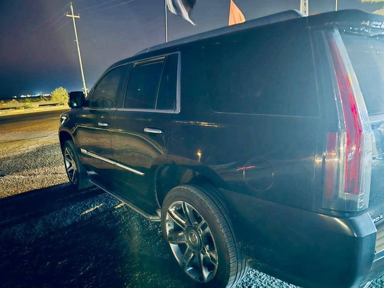 🚘 كاديلاك إسكاليد 2015 فل أوبشن
محرك وكير بحالة ممتازة
جميع الأنظمة الكهربائية تعمل بالكامل
بيها فقط قص قمارة دخول جديد
السيارة مزودة بأرقام وسنوية
مكفولة من السرقة والعشائر
بحالة جيدة وجاهزة للاستخدام
💰 السعر: 130 $ _
للاستفسار يرجى التواصل على الخاص.
او على الرقم ( ***********  )

