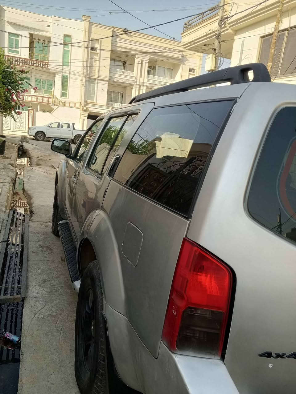 نیسان پاسفاندەر 4×4 2006
فول مواصفات ناو زةرد و كرئمي 
nissan pasfander 2006
خلیجی
گێڕ تۆماتیک
دعامي لؤ دعامي همووي بشرت 
v6
4×4 of rowd
دەبل ئەکسل 
گێڕو مەکینەو تەبرید بەشەرت
تەبرید مەرکەزیی 
چوار تایەی نوێی ڵەسەرە
جام کارەبایی
تحدید سورعە
کوشن 3 ریز
شاشه کامیرا
عام نيه به عام دفرؤشم 
غرامەی 75 هەزار
250 هەزار ڕۆشتوە ناو کرێمی زۆر خاوێنە ڵەگەڵ سپێری بیڵادی
نرخی تەنها 72 وەرەقەو مەعامەڵەشی تێدایە
گۆڕینەوەش دەکەم
ژمارەی تەلفون ***********
له هه ولير م أربيل, العراق

