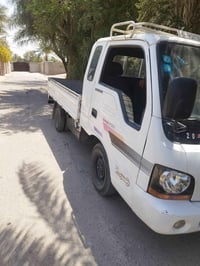 ام عيوني • ٢٠٠١ • شاحنة