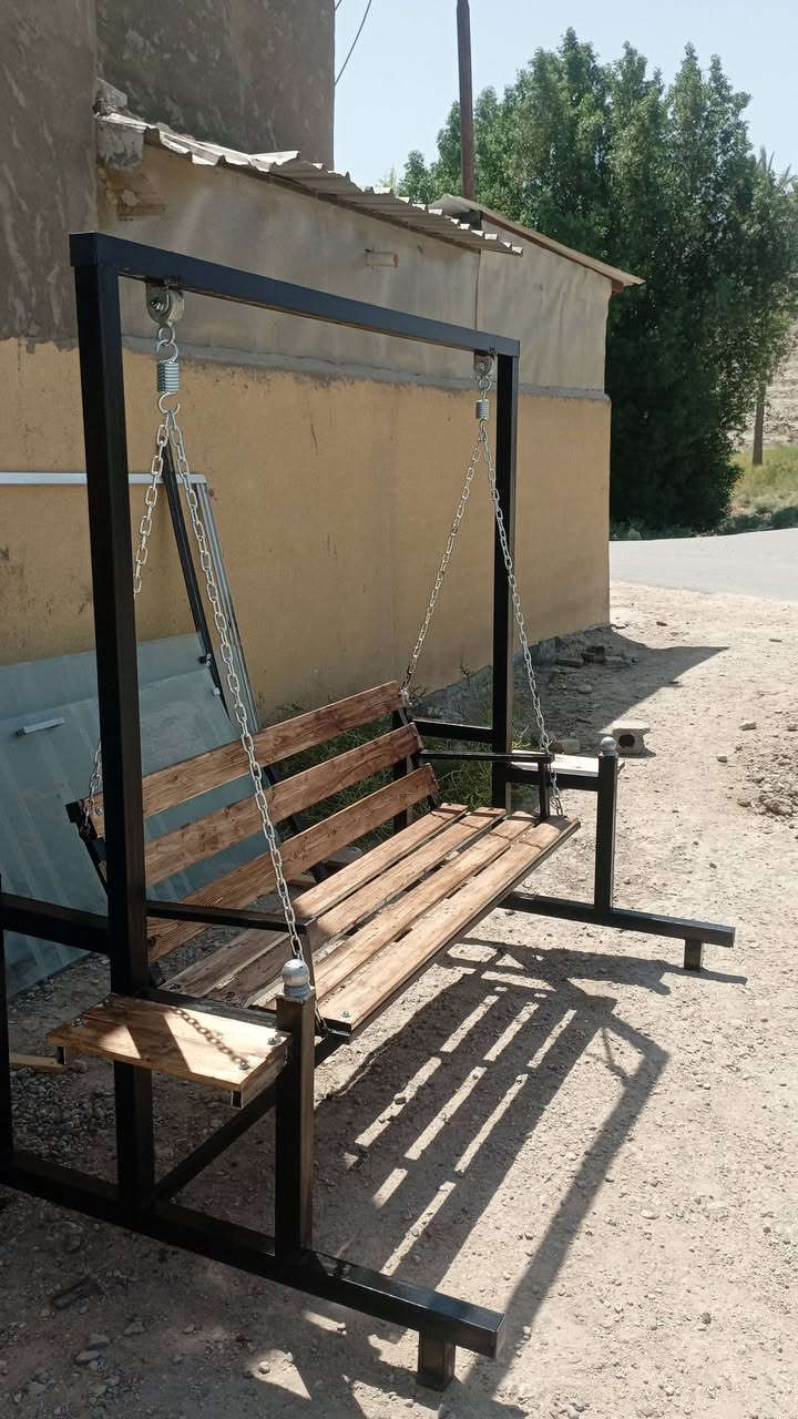 سلام عليكم مرجوحه تزكام شغل درجه اولى غير مستعمل تتحمل اوزان ثقيله السعر 185 موجود توصيل للاستفسار واتساب ***********

