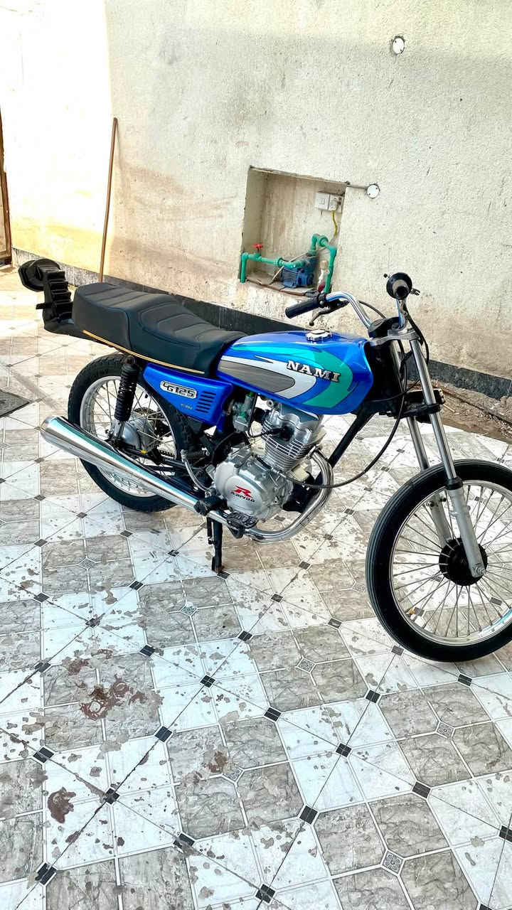 للبيع دراجه ادوات ادوات رابيدو الاصلي مكفوله مامفتوحه دراجه جاهزه من كلشي سعر 700وبي مجال مكاني البصره ابو الخصيب رقمي ***********
