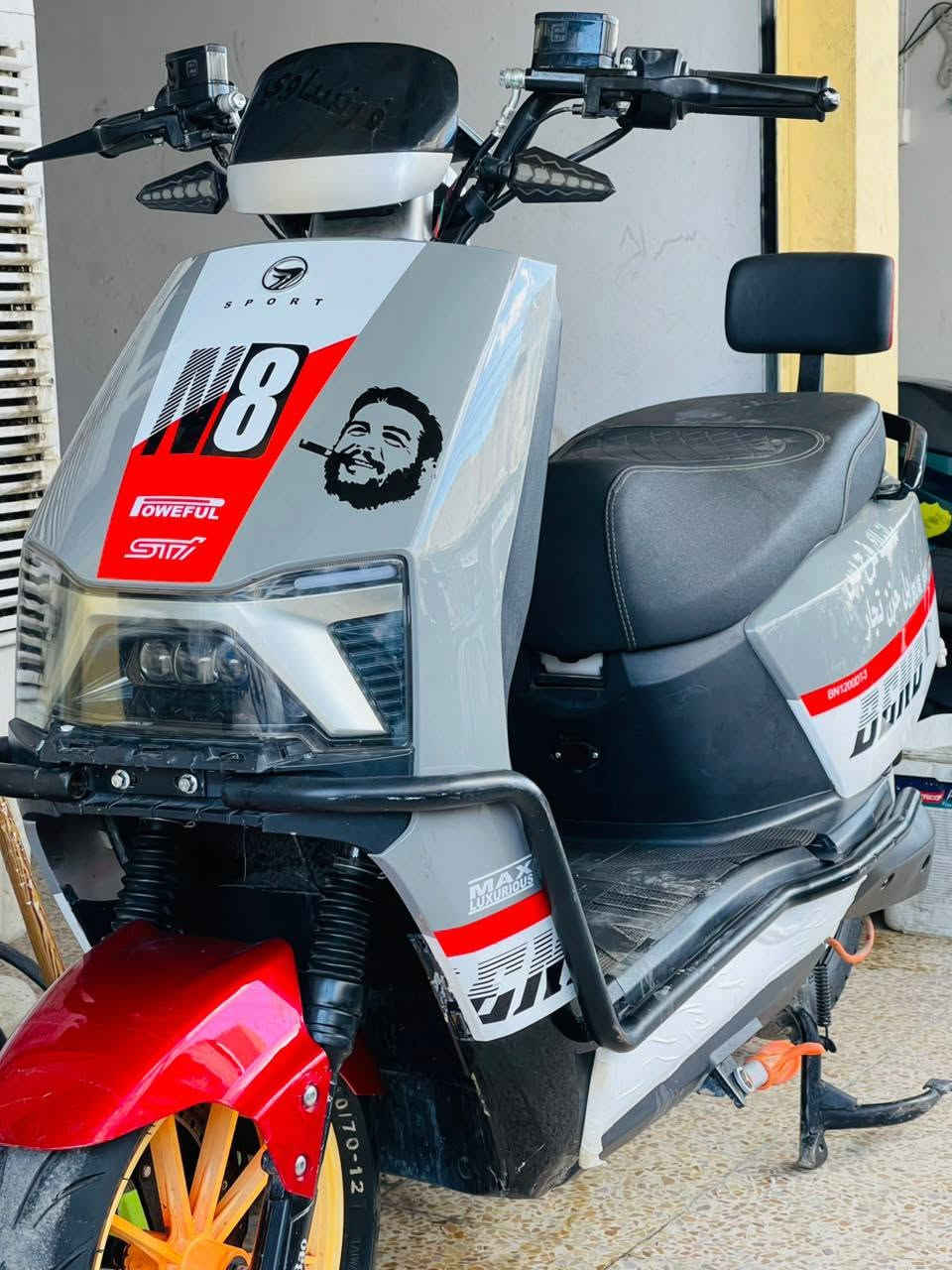 دركون نضيف حيل ومابدل بي شي 
سته بطاريات مسطره وشرط الفحص 
حجم ملف 2500
كلشي شغال ليت اشير نضام بك دبل خلط 
ماطور جاهز سعر 575
***********
