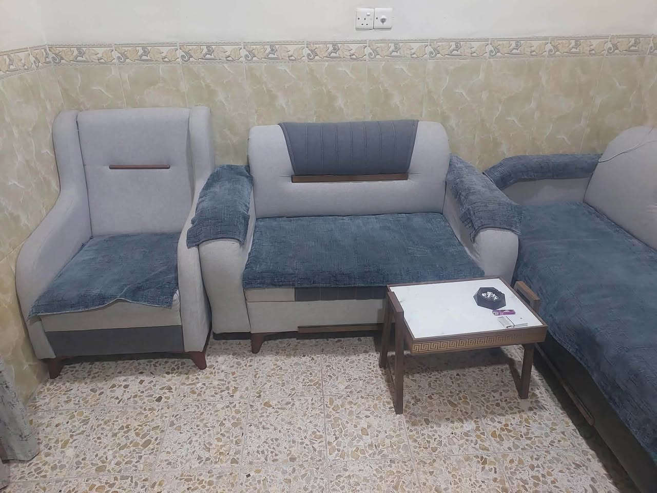 تخم جديد مامستخدم هواي 10 نفرات تزكام سعره 650 مقعد بلوك اسود
