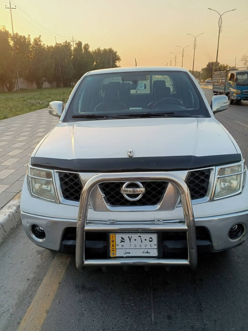 سلام عليكم بيكم نيفاره 12سياره جديده مكفوله عده شبرين صبغ بل جاملق الخلفي والباقي مكفول مكان بغداد العبيدي السعر 100رقمي ***********

