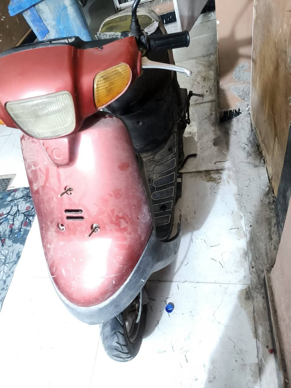 دراجه بطه للبيع كفراتها كلهن موجودات كهربائيات شغالات الدراجة عطلها بالكابريتر مايسحب بانزين ماتشتغل بسببه وضلع من الشاصي طاك فقط مكاني كربلاء حي الغدير *********** قيم وأخذ بما يرضي الله
