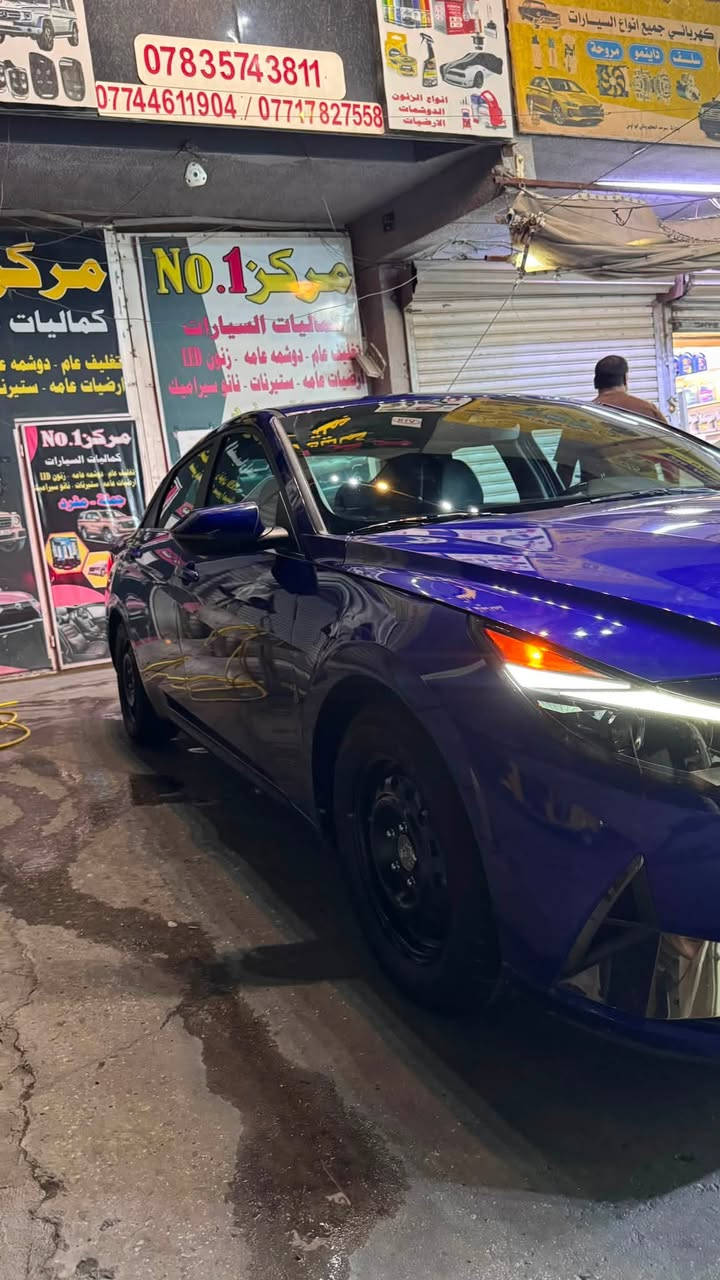 سلام عليكم النترا 2023 فول مواصفات 1/1
شاشة متصلة ديجتال 

فتحة سقف

دخول ذكي

وضعيات قيادة 3 

كشنات جلد وتدفئة وتبريد 

خزن كشنات

لد داخلي متغير الالوان 

تشغيل عن بعد 

تثبيت مسار

قيادة ذاتية

رادار 360 درجة

تبريد بيانو منفصل

كاميرة خلفية

سماعات bose

وهواي مواصفات الي يخطر بالك موجود بيها .

سيارة حلوة وجديدة جدا جاهزة من كلشي كير ومكينة وحدادية

حادث السياره جاملغ خلفي ايسر وبل عراق بيها بنيد سطحي بدون اي ايرباك ودواخل ..وبيها بابين كلير فقط بدون اي فتح
اكفلها شواصي ولغوده ودواخل.. وكلشي اكو بل سوك 

***********.     

سعرها 135 وبيها مجال الشراي يشلع عيوني

مكاني بغداد شهداء البياع
