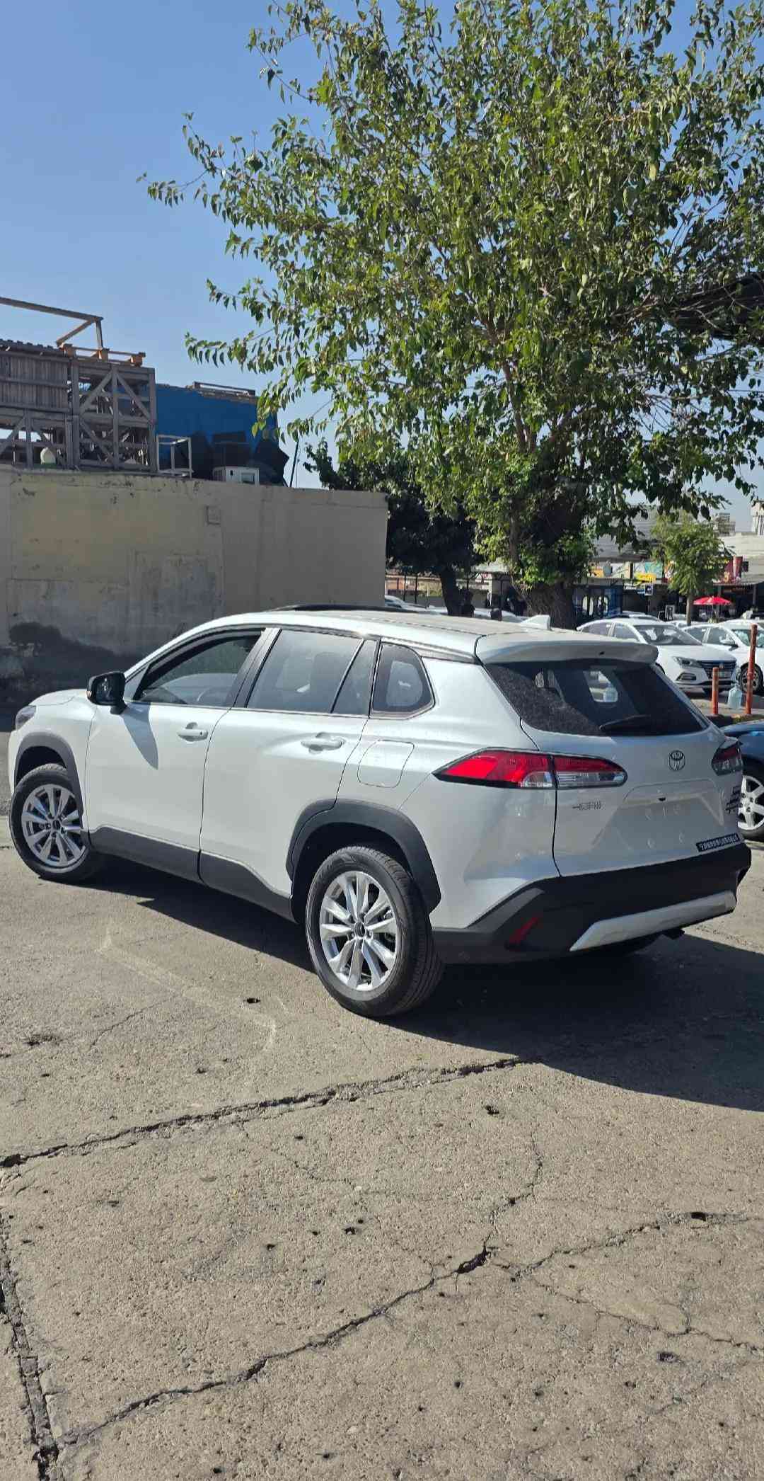 تویوتا کڕۆلا کروز ـ2026 شکڵ گۆراوە بی بۆیاخ مواصفات فول فولە بلاجکتۆر ، صلاید ، لایت زینۆن ، ویل کەپ ، ڕادار ، ئاوینە ڕادار ، ئاوینە ئیشارات ، دەسک بصمە ، کوشن جلد ، کوشن کارەبا ، شاشە گەورە ، گیچ ئەلیکترۆنی ،  کوشن جلد ، بریک بصمە ، بصمە ، کامیرە 360 ، بگ لایت لید ،  5 کامیرە ـ0.00 Km مەکینە 2.0 HEV بۆ زانیاری زیاتر کۆمینت یان پەیوەندی بکە ☎️.  *********** 📞 *********** 📞 ناونیشان سلیمانی شەقامی مەلیک محمود  Salahaddin Auto — معرض صلاح الدین  https://maps.app.goo.gl/GTqjTbohj8BvP
