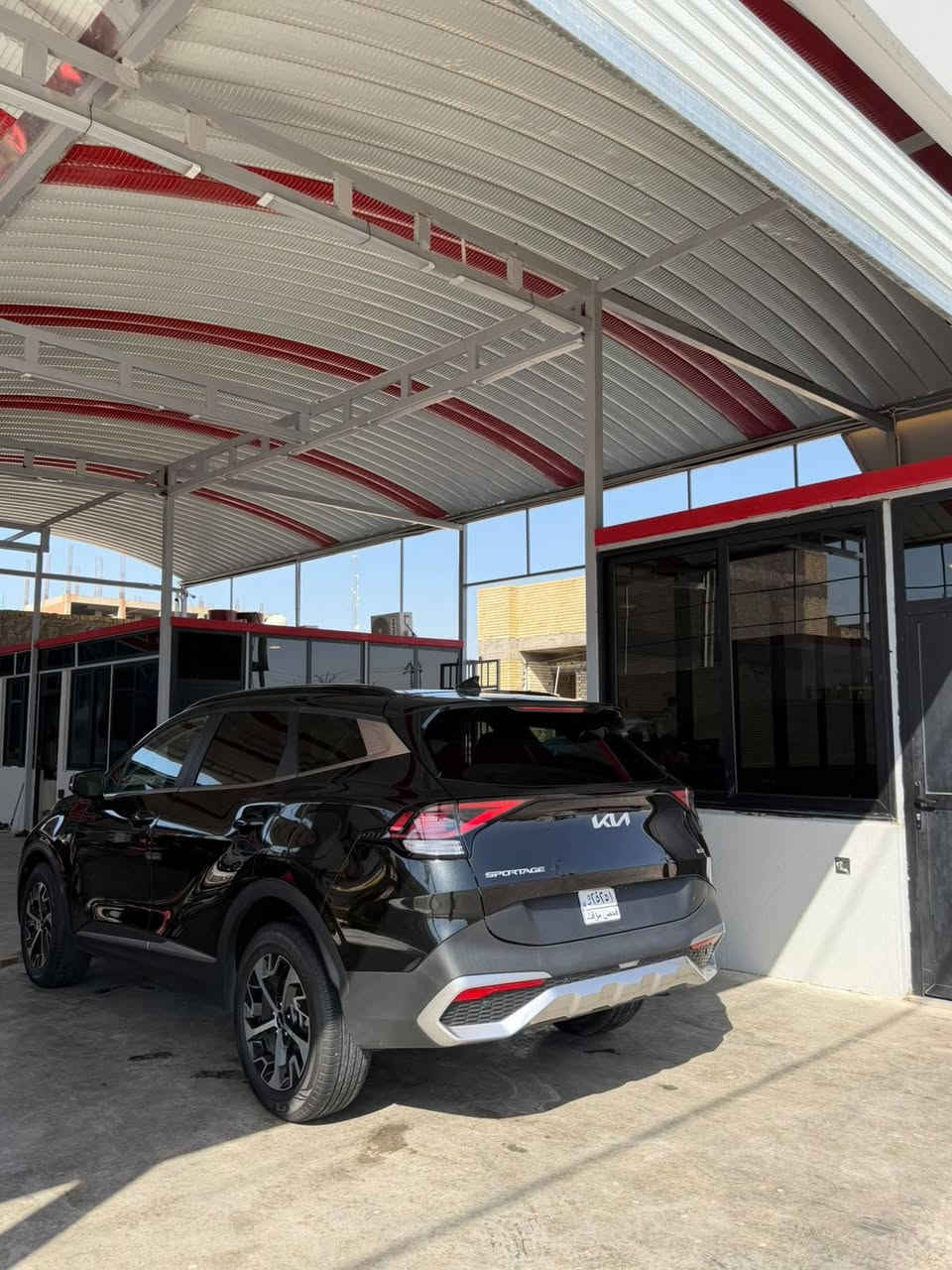 🚗 كيا سبورتاج 2024 (Sportage) - هايبرد فول مواصفات 🚗
تفاصيل السيارة:
 * الموديل: 2024
 * المحرك: 1.6 تيربو هايبرد (اقتصادي وقوي جداً)
 * المواصفات: فول مواصفات (بانوراما، كشنات جلد، شاشات، بصمة)
تفاصيل الحادث والحالة:
 * الحادث: خشم البنيد
 * الأيرباك: إيرباك الاستيرن طاك ومراجع سستم
 * الرقم: فحص مؤقت
السعر: خاص
المكان: كربلاء المقدسة
للتواصل والاستفسار: [***********]
