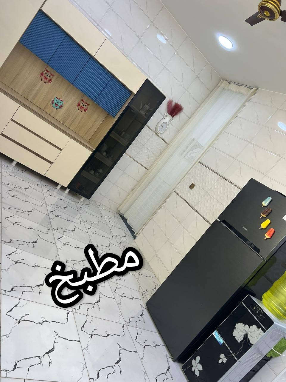 بيت للبيع مساحة 200م
طابق واحد غرفتين نوم 
استقبال وهول 
صحيان داخليه وخارجيه 
طابوك جمهوري رفت 
سنة البناء 2025 
السعر 115
العنوان راشدية البدعه اول فرع 
للإستفسار التواصل ع الرقم فقط غير متواجد ع الفيس
مكلف بالنشر الرقم ***********

نص مكتوب في الصور:
- واجهة البيت
- واجهية
- حديقة خارجية
- مطبخ