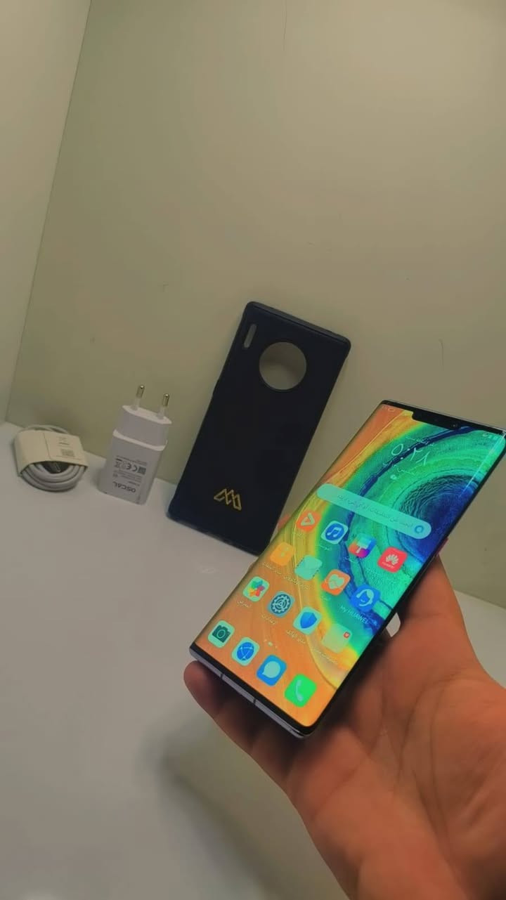 📱 هواوي Mate 30 Pro للبيع

🔹 الرام: 8GB
🔹 التخزين: 256GB
🔹 المعالج: Kirin 990
🔹 الشاشة: OLED قياس 6.53 إنچ بدقة FHD+
🔹 الكاميرات الخلفية: 40MP + 40MP + 8MP + 3D TOF
🔹 الكاميرا الأمامية: 32MP + 3D TOF
🔹 البطارية: 4500mAh
🔹 الشحن السريع: 40W
🔹 مقاومة الماء والغبار: IP68
🔹 الجهاز نظيف جداً واستعماله قليل جداً
🔹 وياه شاحن + كيبل + كفر

💰 السعر: 300 ألف فقط

🚚 التوصيل داخل وخارج المدينة
🔥 فرصة ممتازة للي يريد جهاز فلاجشب بسعر مناسب

رقم الهاتف ***********
