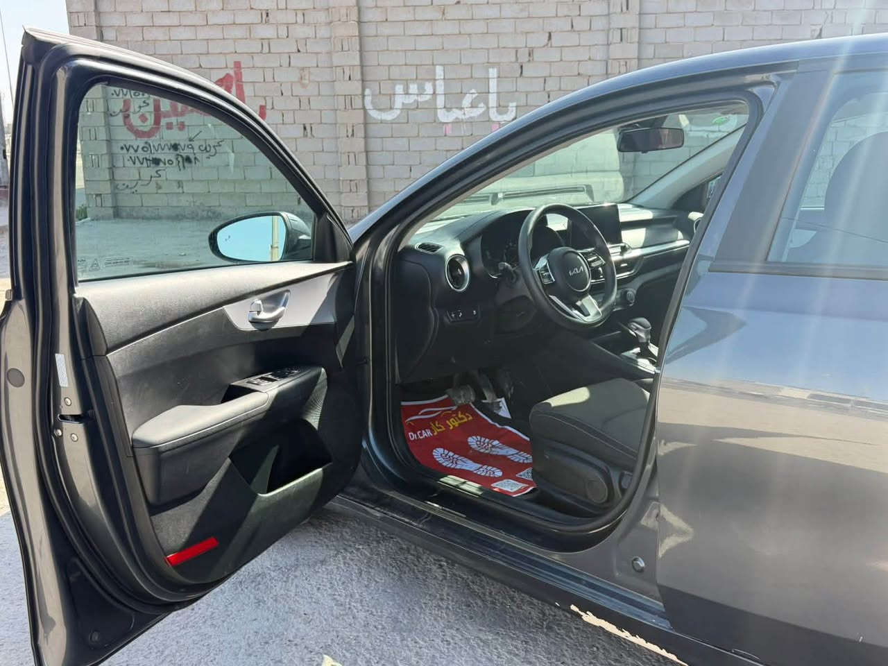 فورتي مديل 24 بدون رقم
سعر 125 وبيه مجال قليل 
ماشيه 45 الف كيلو 
مكينه 200 دوش 
مكان السياره كربلاء 
***********
