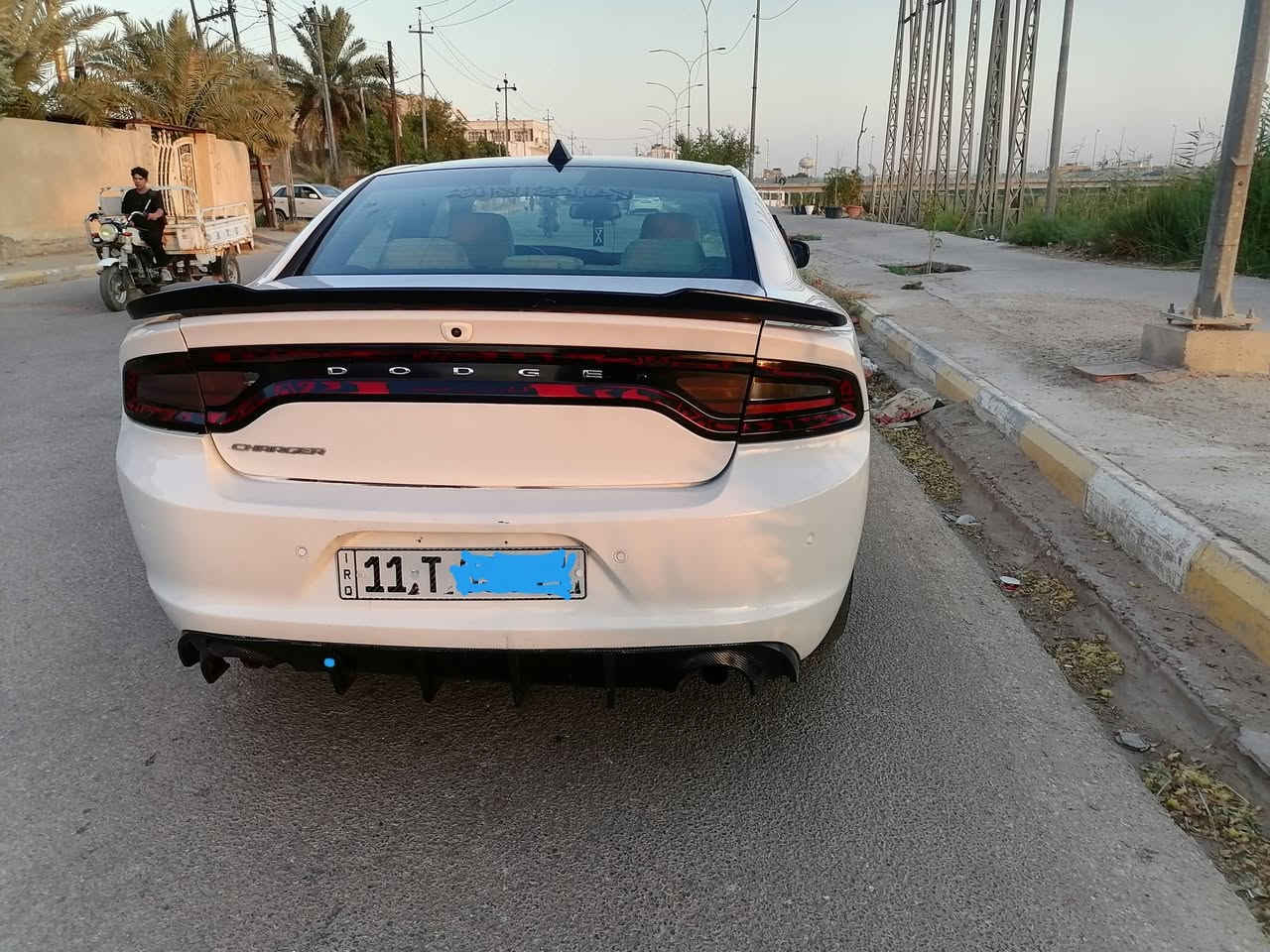 يالله... جارجر موديل 15  اصل رقم بغداد 
تبريد ثلج.... مكينه3600 جديده
كير كفاله وحداديه جديده  ضررها فقط مال امريكا 
حادث بسيط باب مبدل وباب مصبوغ
 صور الحادث مع الصور
بجم كبس ليبل واحد..
مكانها الرفاعي السعر 168 بيها مجال بسيط
للاستفسار ***********
