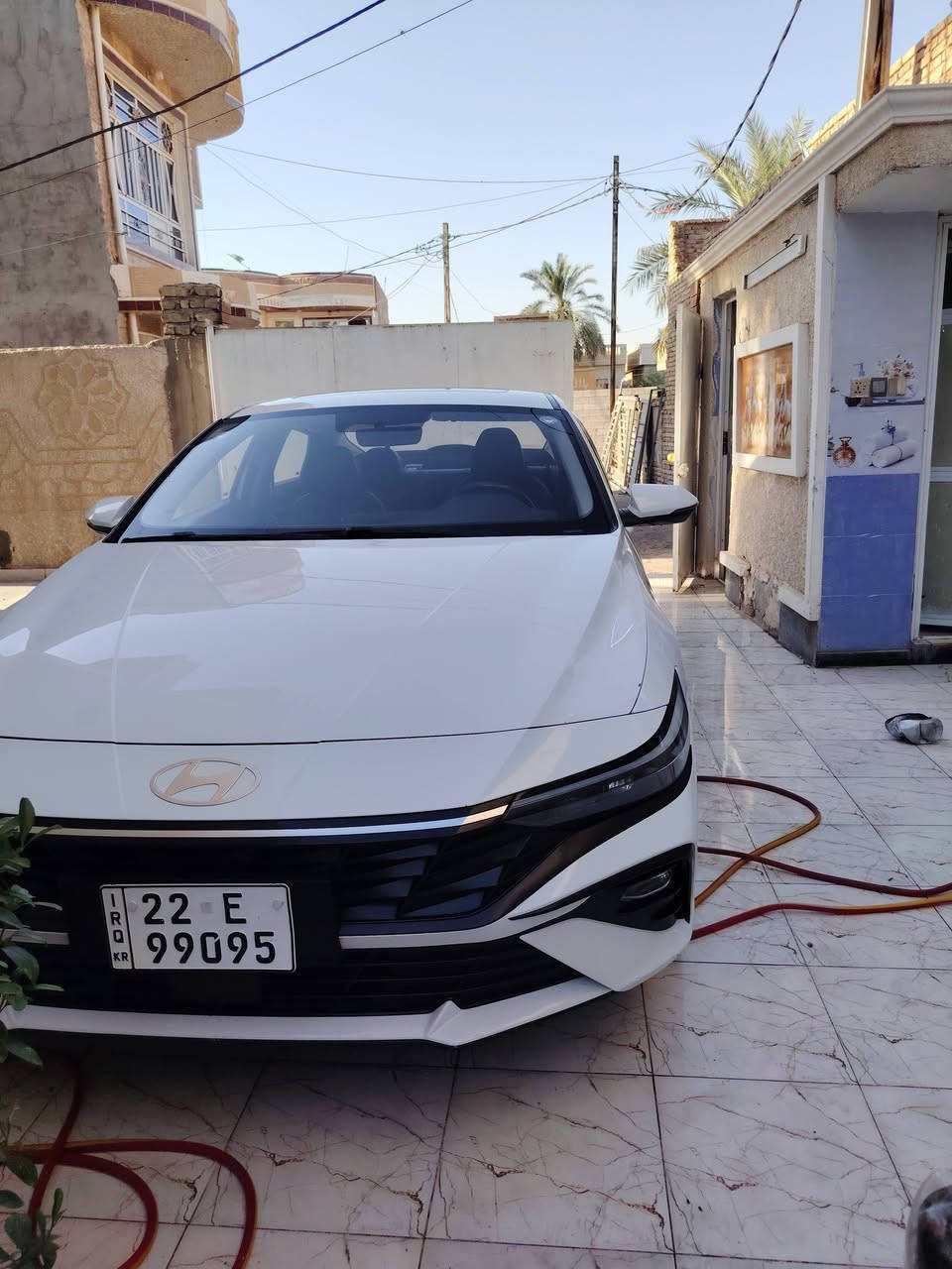 سلام عليكم سياره الانتره موديل ٢٠٢٤ صيني فول مواصفات بعدها بحاله شركه ماشيه ٤٥ واحد على واحد مكفوله كفاله عامه عده بارد بسيط سعر ١٣٠ وبيهه مجال ***********
