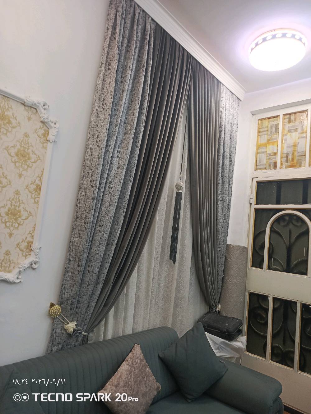 تخم قنفات اخو الجديد نظيف جدا للبيع هو والبرده وتخم تركي احنه مشترينه مليون ونص والله شاهد عليه مشترينه مليون ونص بس نبيعه مليون هو والبرده عنوان بصره حيكيميه تواصل على هاذا الرقم ***********