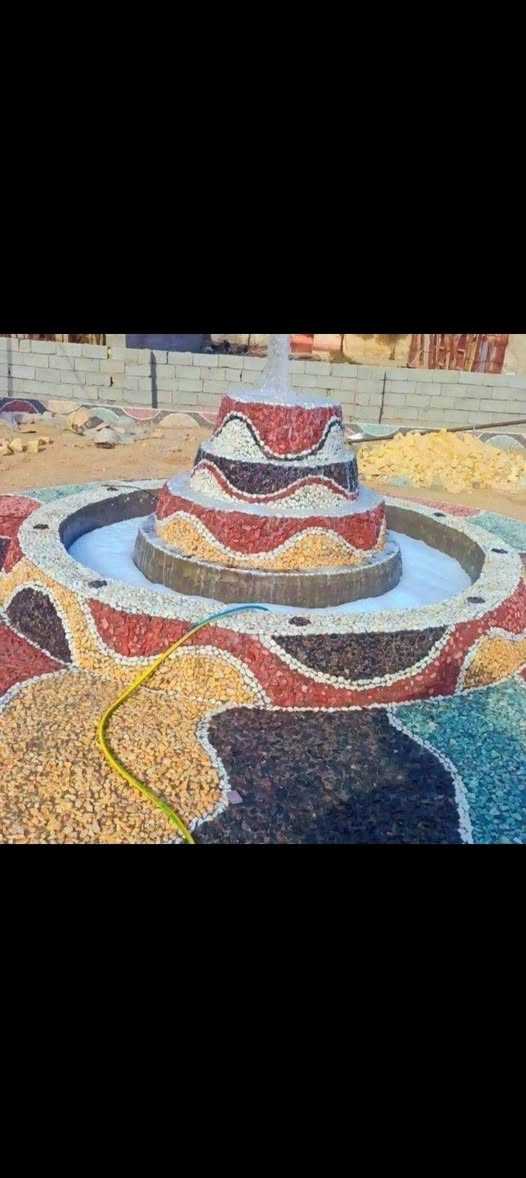 السلام عليكم ورحمه الله وبركاته
نعمل في جميج انواع الديكورات المنزليه والحدائق 
ونحت التماثيل،،
وعمل المسابح،،
والشلالات..
والنافورات 
 والنحت على الجدران الداخلية والخارجية 
للتواصل معنا مراسلة الصفحه 
او الاتصال على الرقم التالي 
***********
