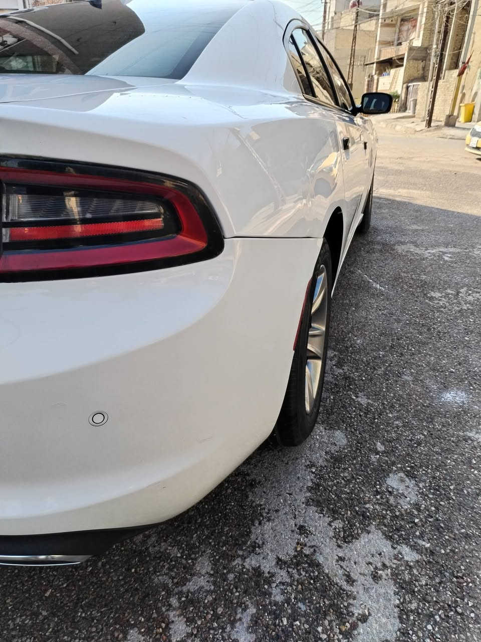 تشارجر SXT • وارد امريكي • خلفي متضرر
